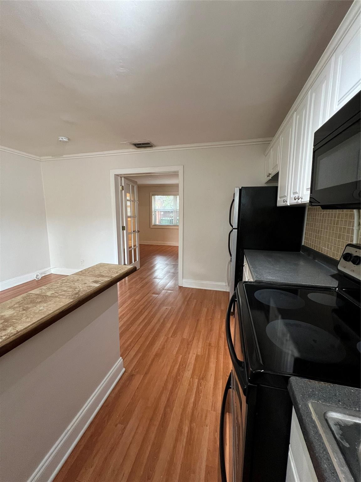 HEMINGWAY AT MIDDLE RIVER - Residential Lease