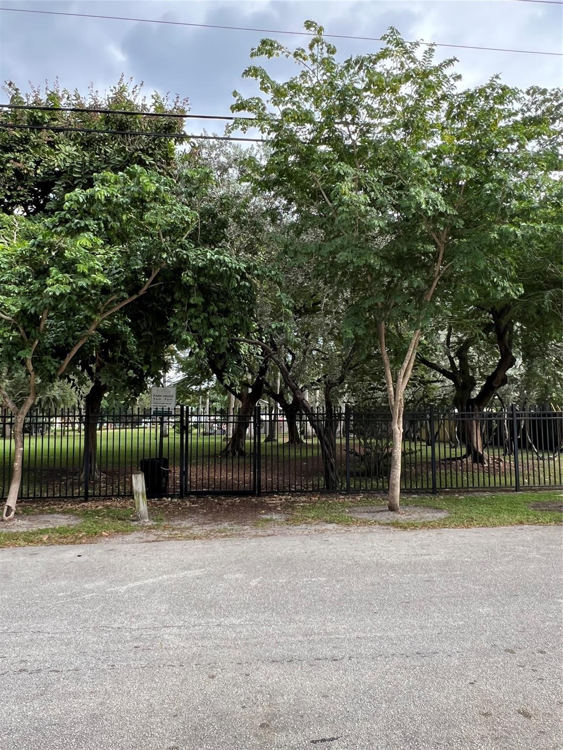 HEMINGWAY AT MIDDLE RIVER - Residential Lease
