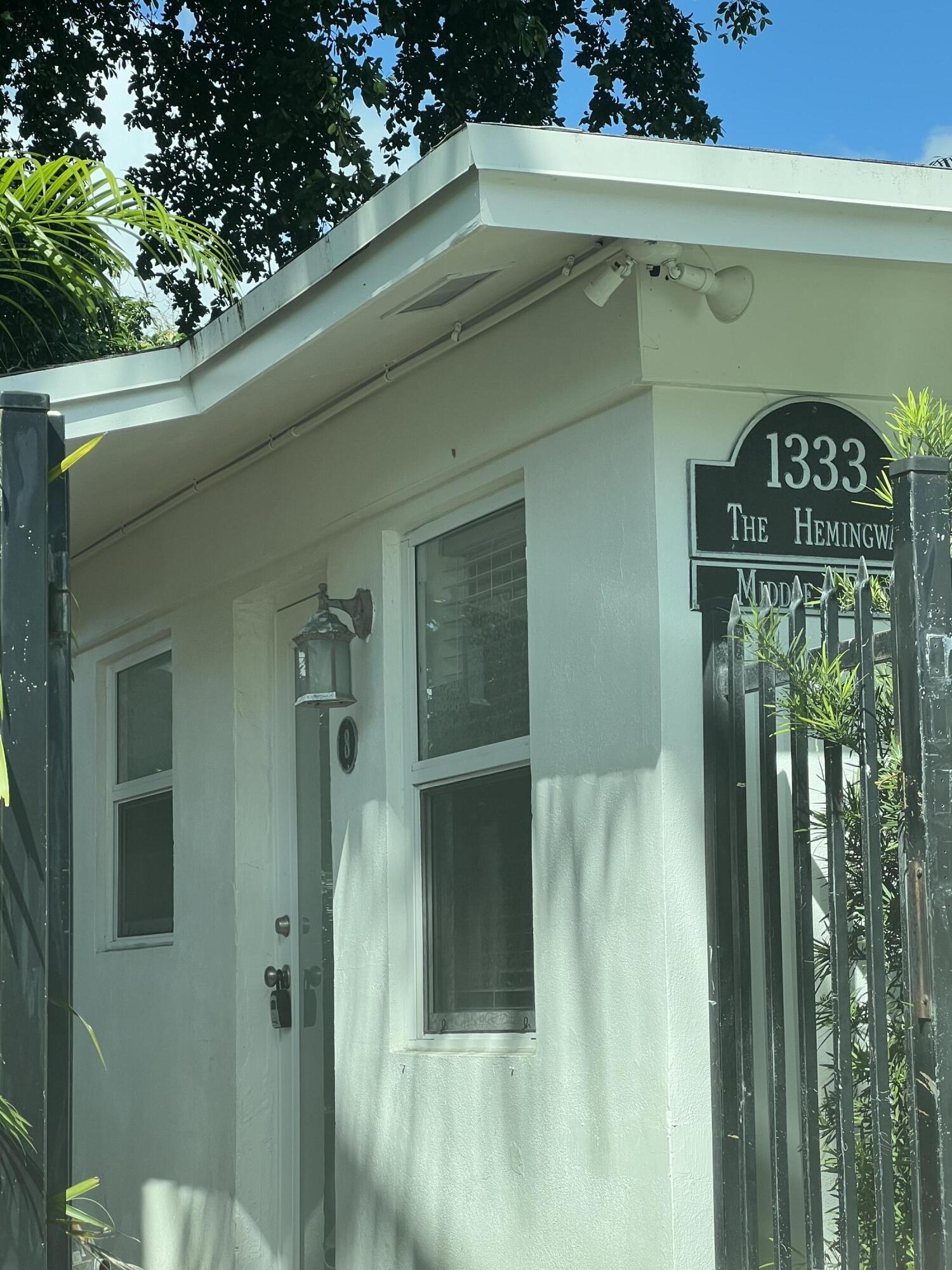 HEMINGWAY AT MIDDLE RIVER - Residential Lease