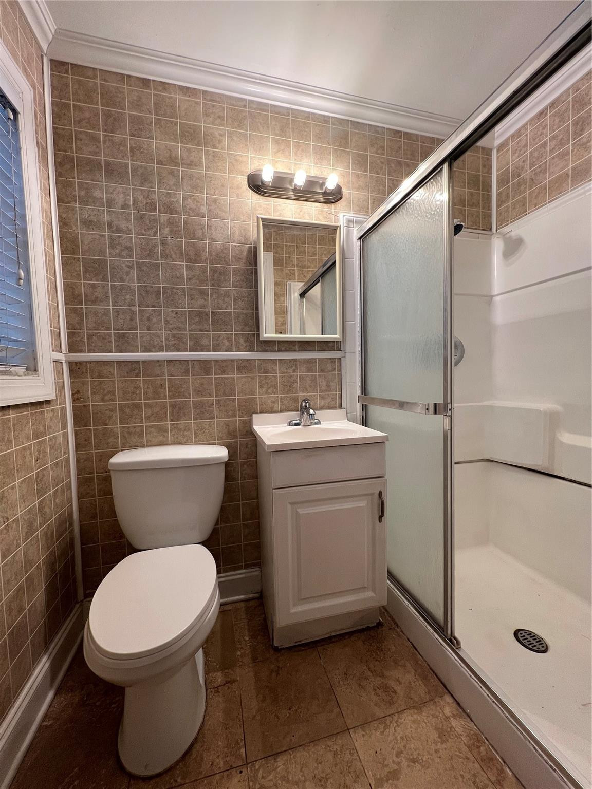 HEMINGWAY AT MIDDLE RIVER - Residential Lease