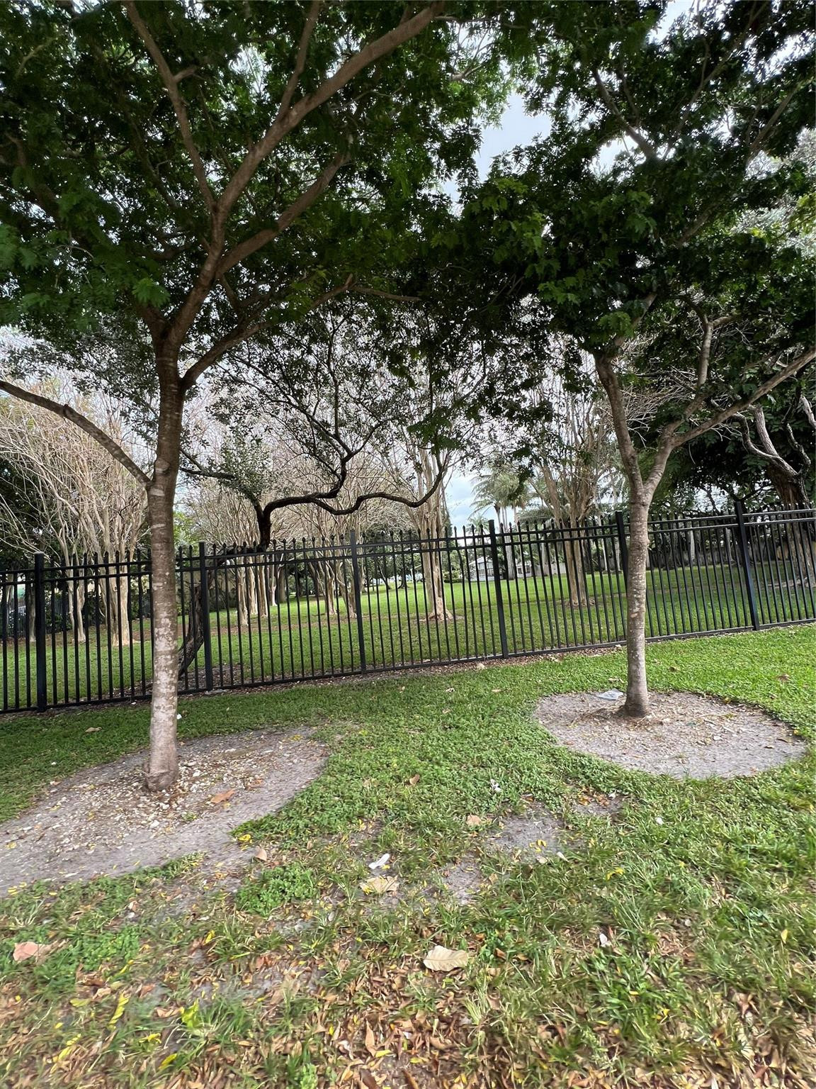 HEMINGWAY AT MIDDLE RIVER - Residential Lease