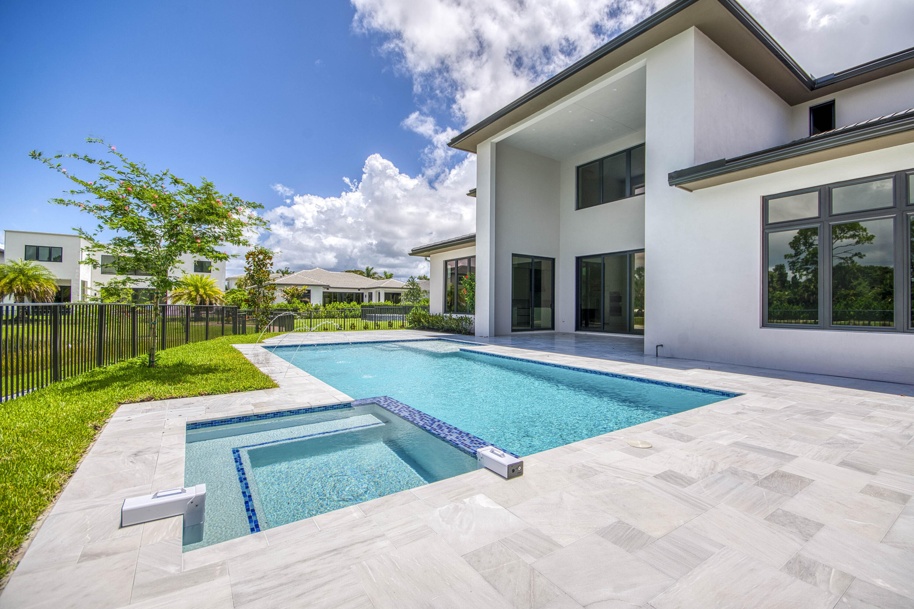 Symphony at Jupiter - Residential