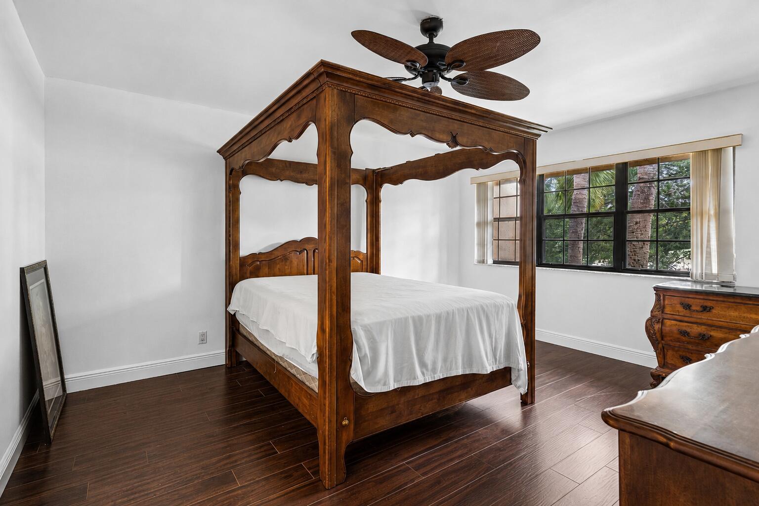 ASPEN GLEN CONDO - Residential