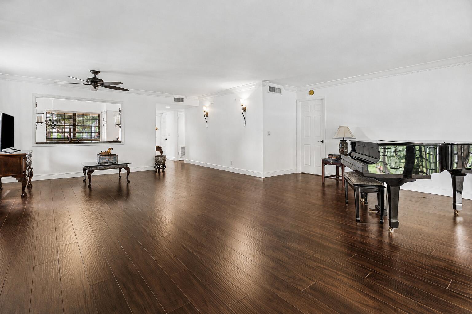 ASPEN GLEN CONDO - Residential