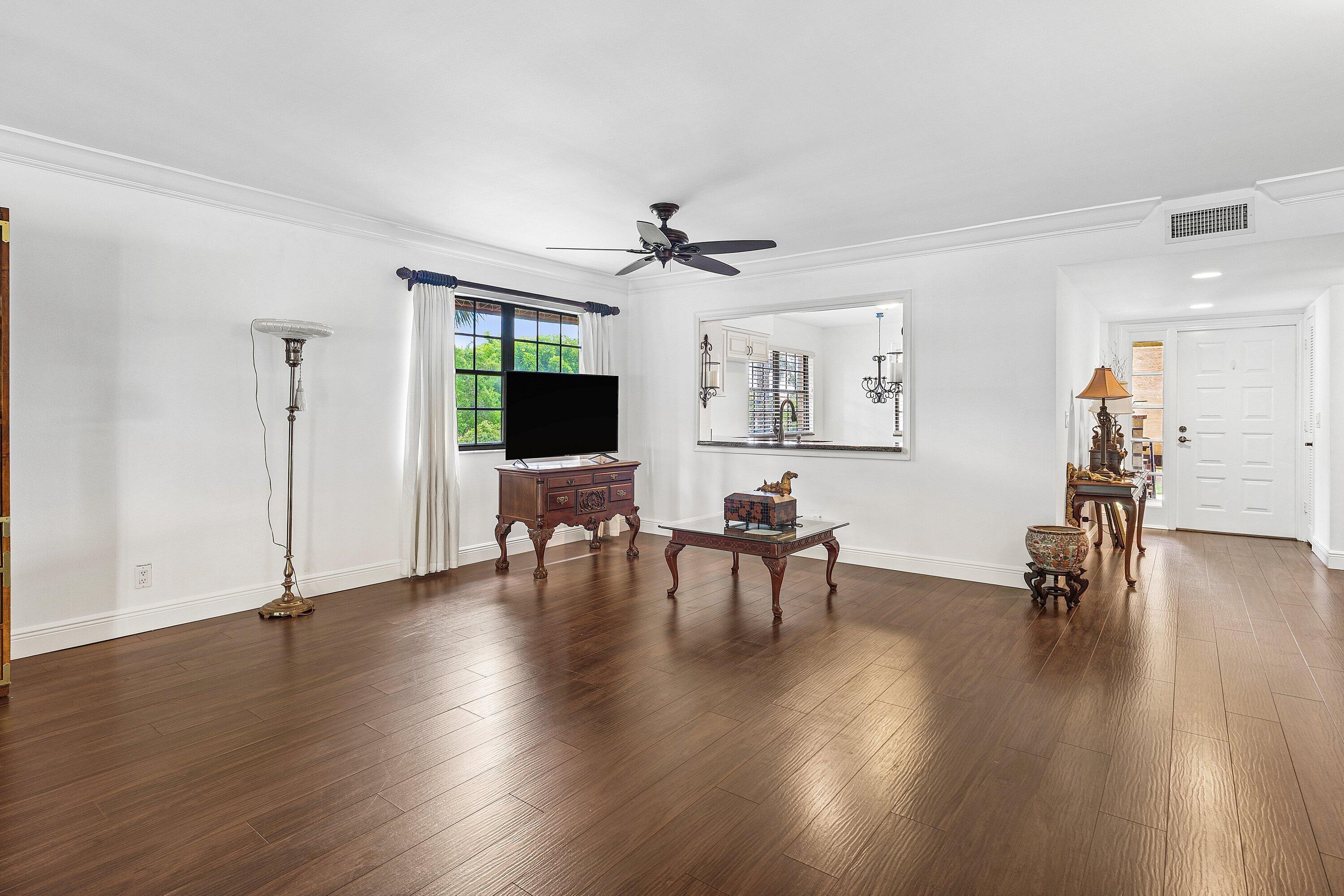 ASPEN GLEN CONDO - Residential