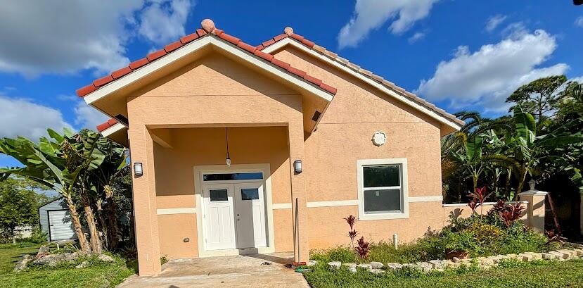 LOXAHATCHEE - Residential Lease