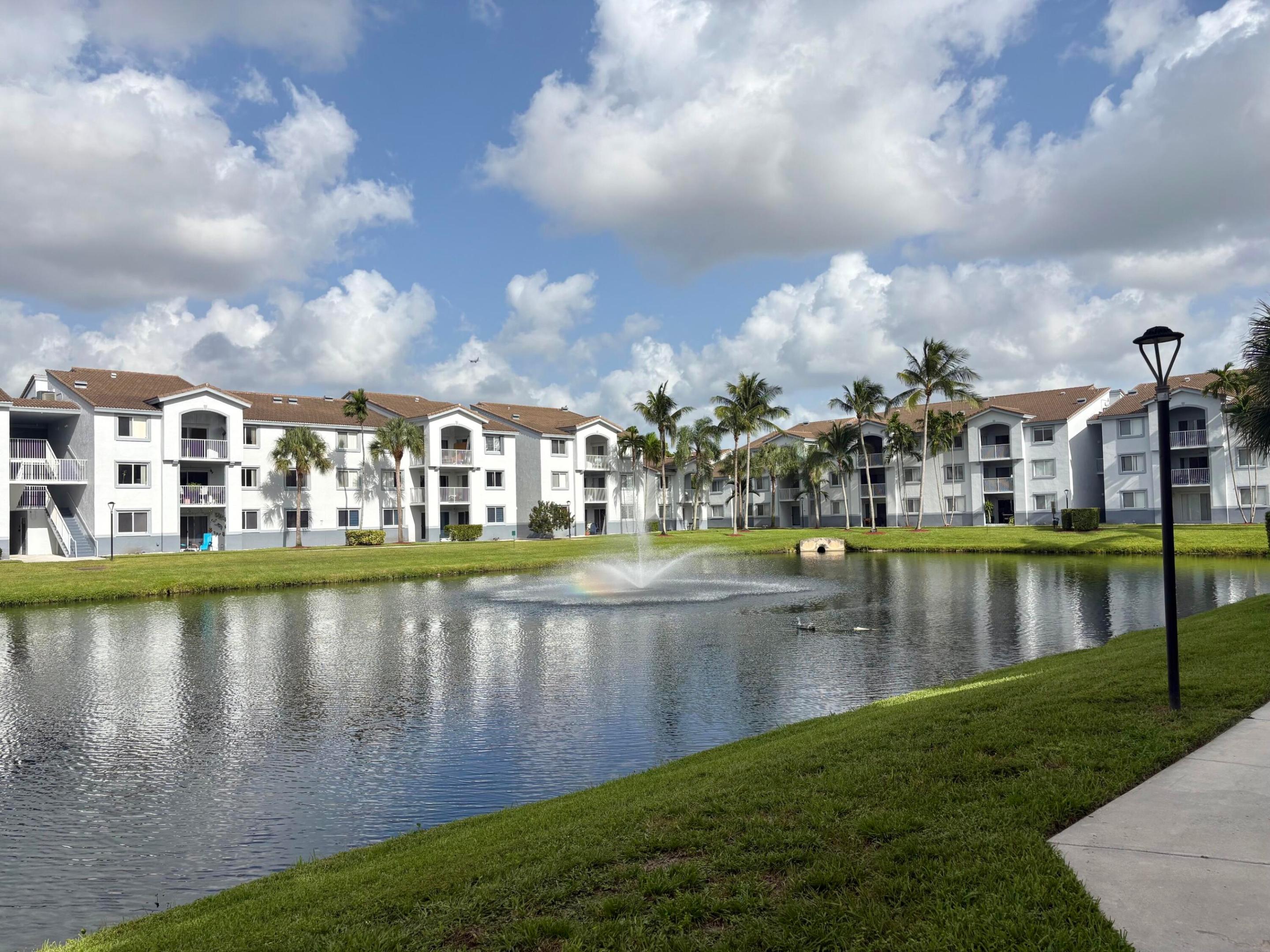 ROYAL GRAND CONDO - Residential