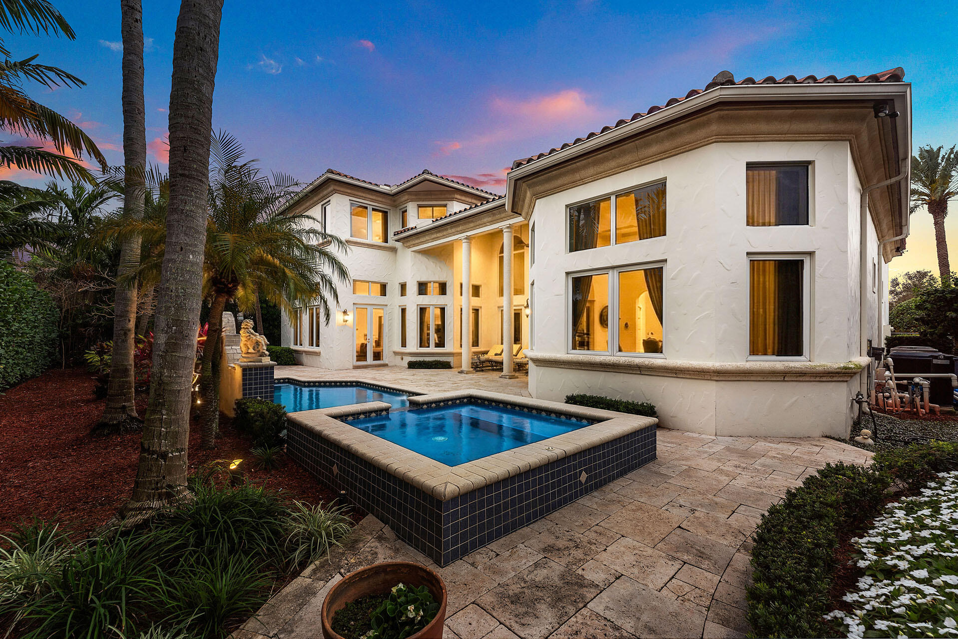 ROYAL PALM YACHT & COUNTRY CLUB - Residential