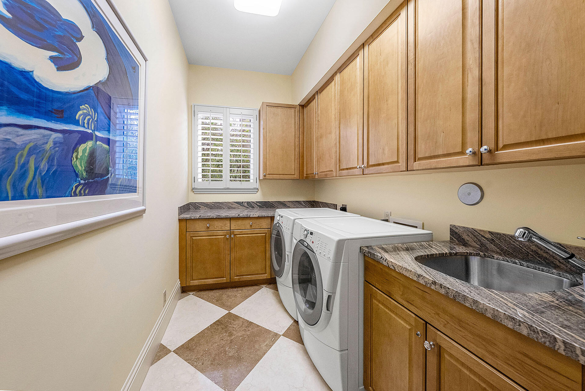ROYAL PALM YACHT & COUNTRY CLUB - Residential