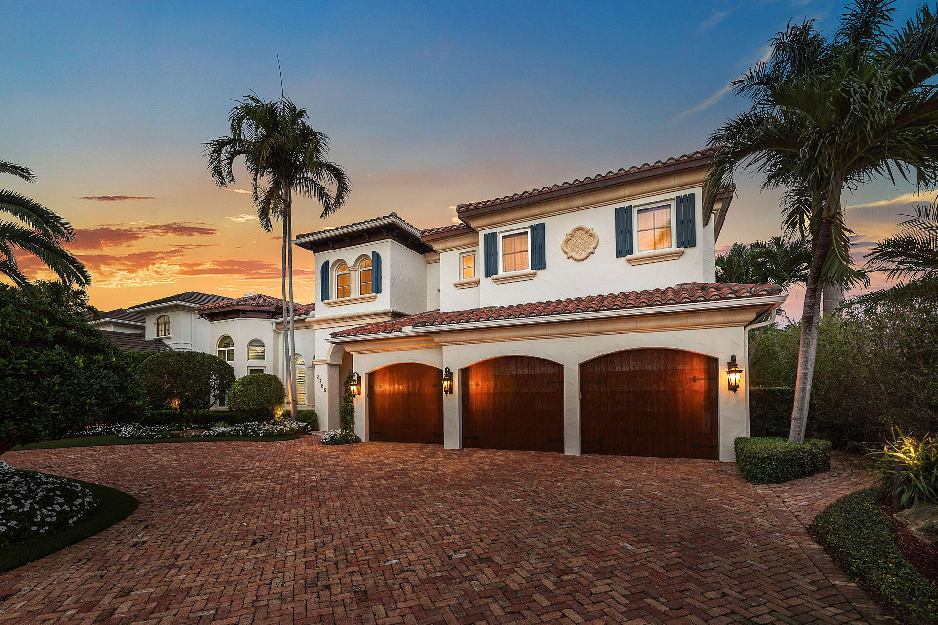 ROYAL PALM YACHT & COUNTRY CLUB - Residential