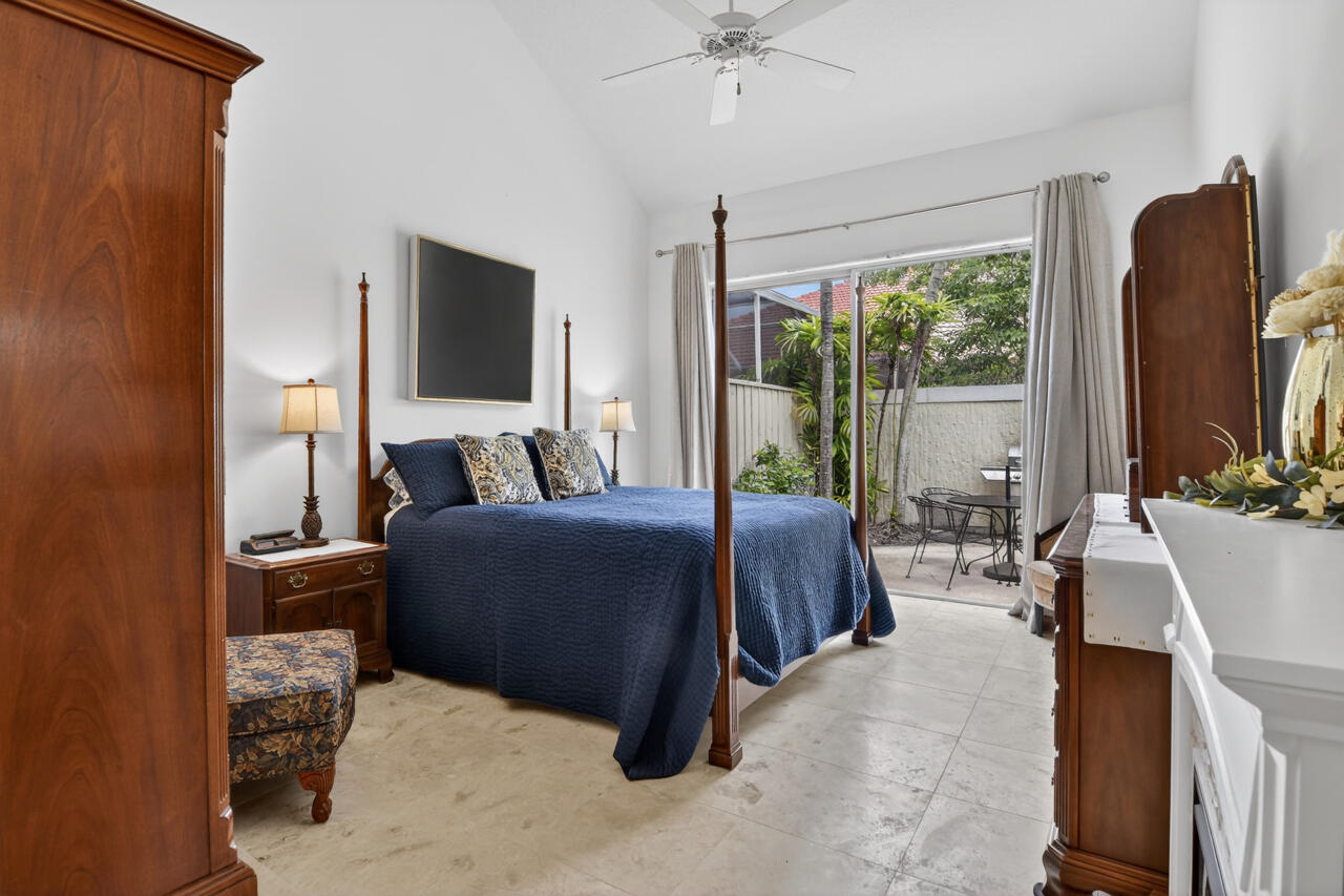 PGA RESORT COMMUNITY OF MONTEREY POINTE - Residential