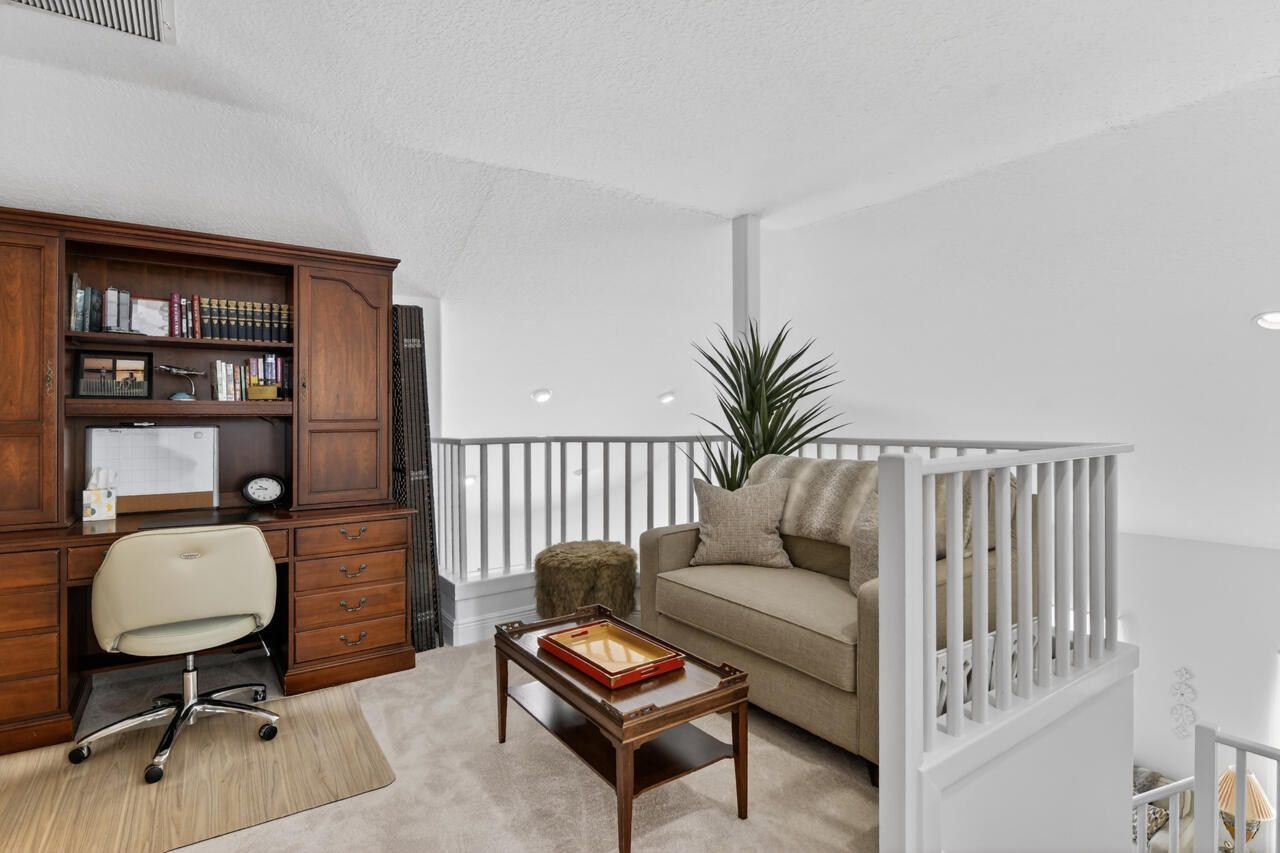 PGA RESORT COMMUNITY OF MONTEREY POINTE - Residential