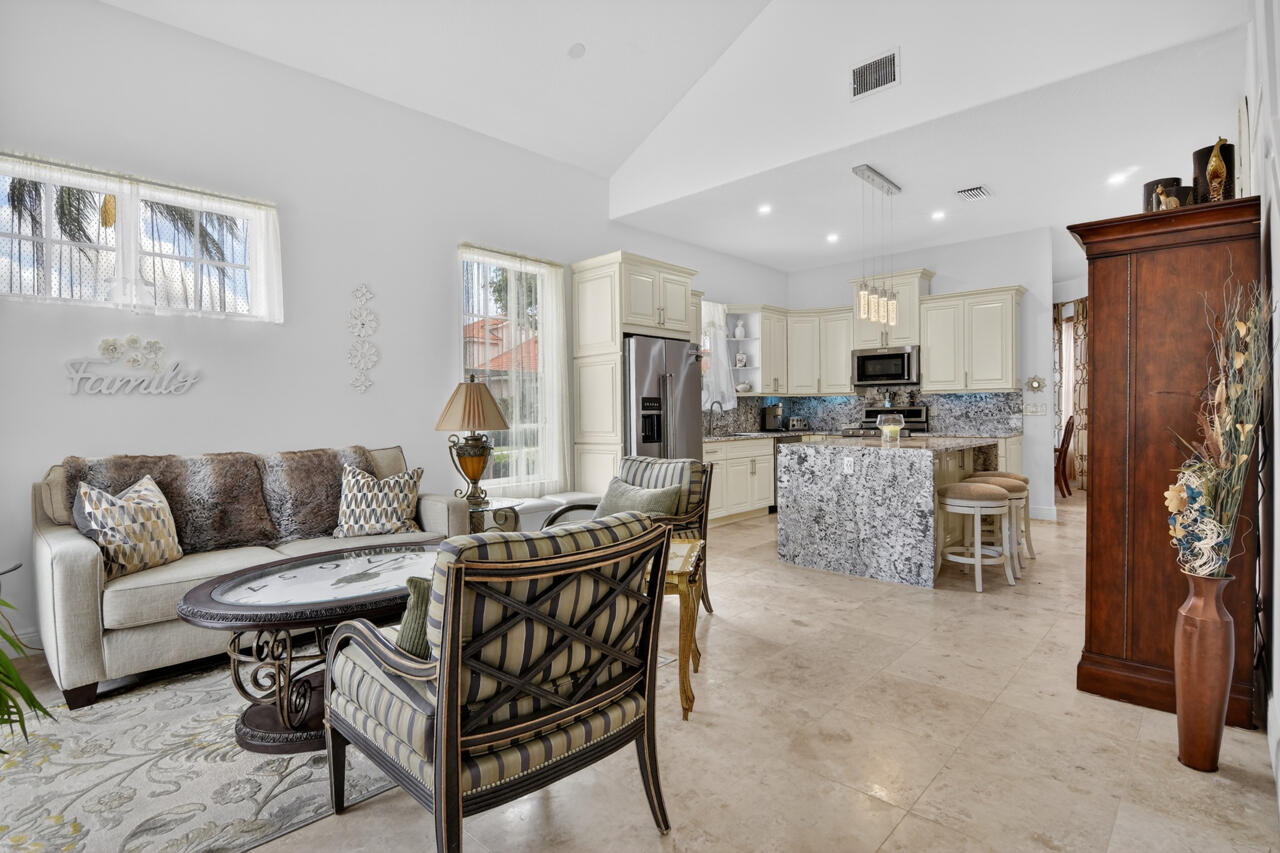 PGA RESORT COMMUNITY OF MONTEREY POINTE - Residential