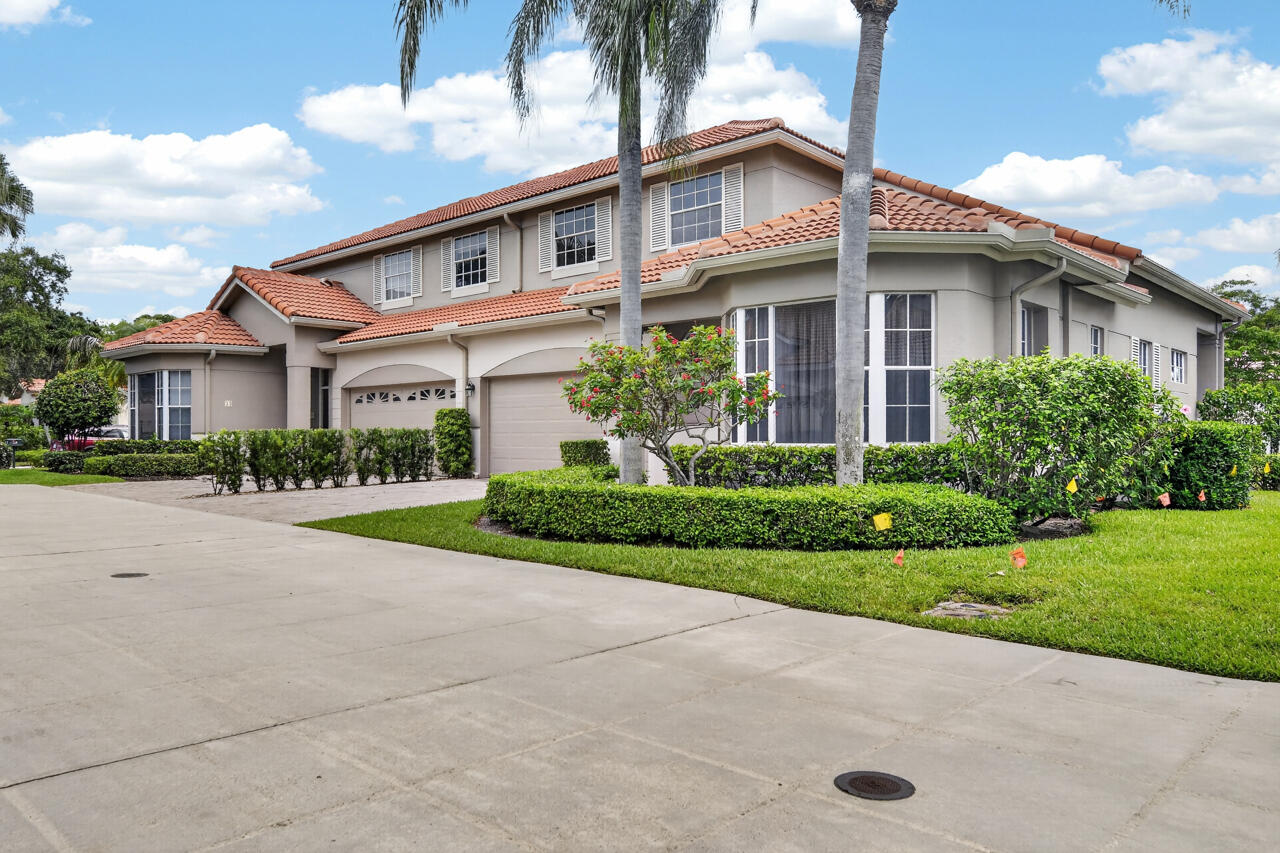 PGA RESORT COMMUNITY OF MONTEREY POINTE - Residential