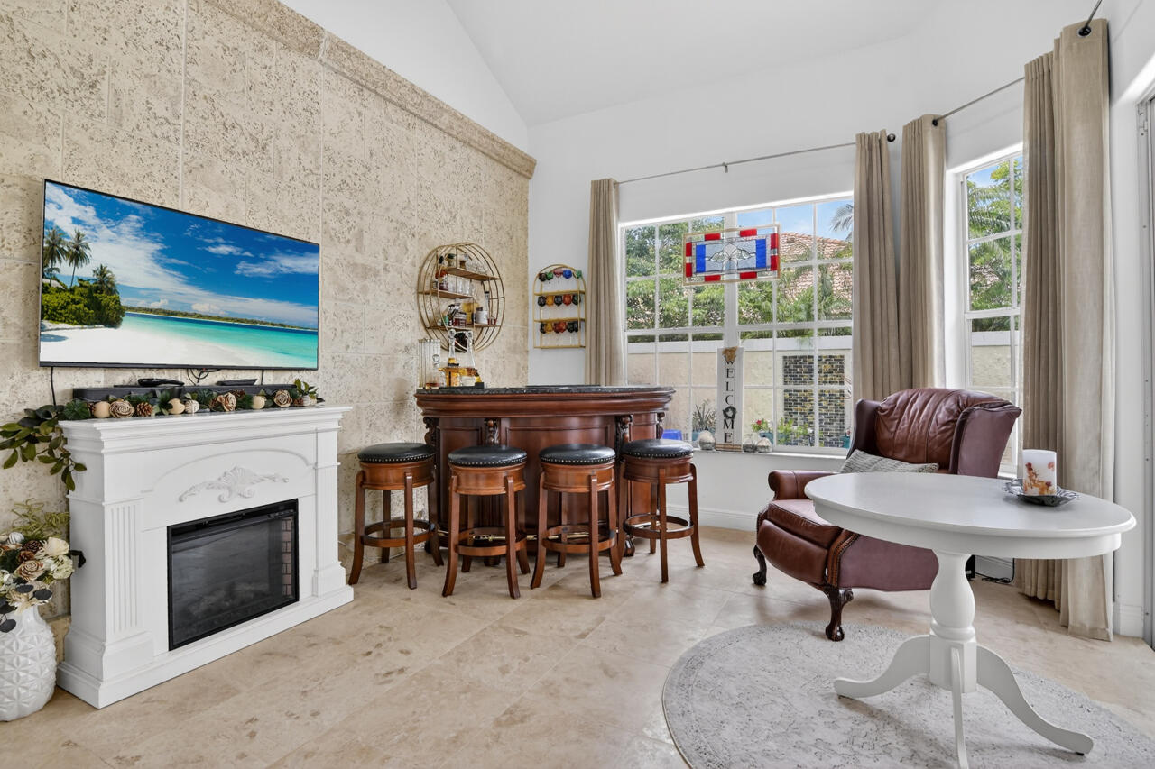 PGA RESORT COMMUNITY OF MONTEREY POINTE - Residential