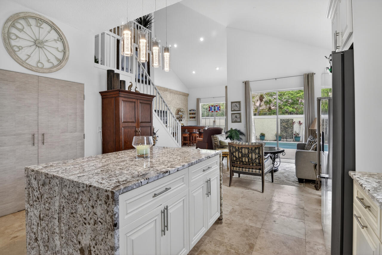 PGA RESORT COMMUNITY OF MONTEREY POINTE - Residential