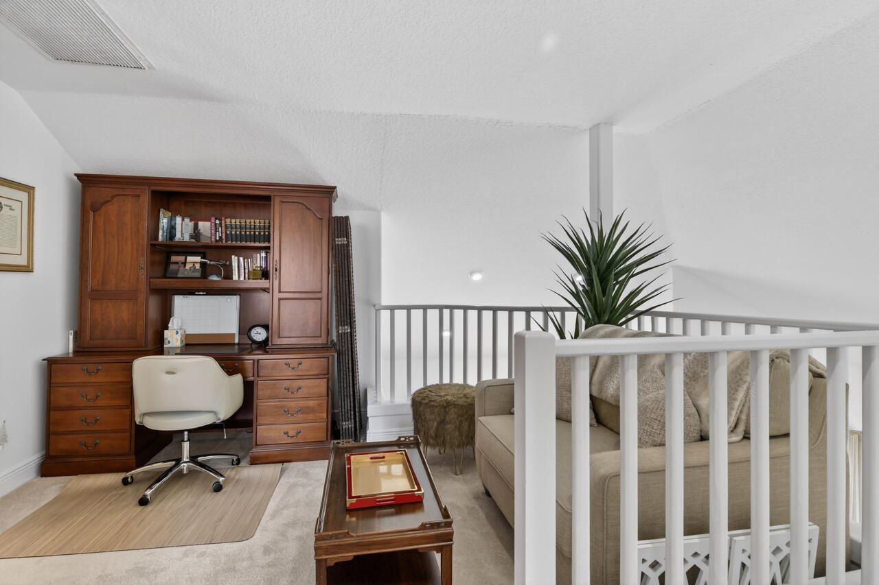 PGA RESORT COMMUNITY OF MONTEREY POINTE - Residential
