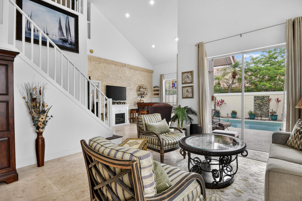 PGA RESORT COMMUNITY OF MONTEREY POINTE - Residential