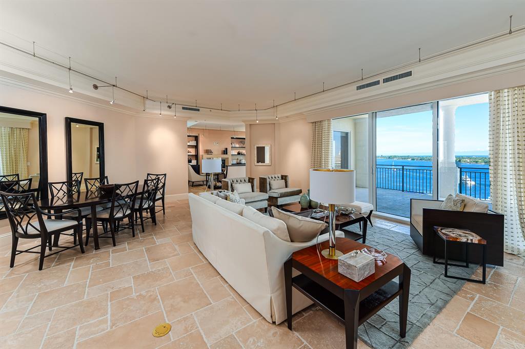 One Watermark Place - Residential
