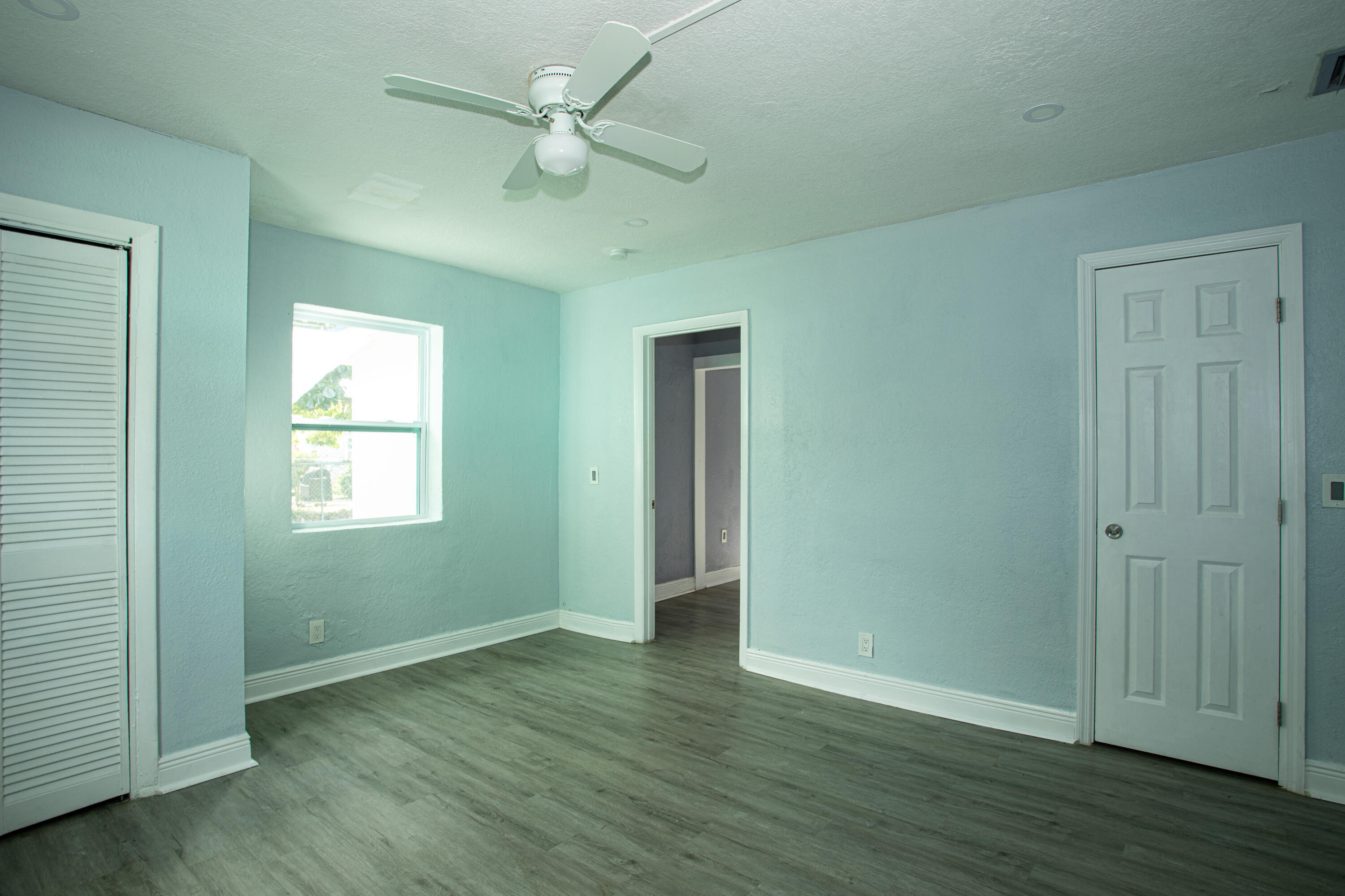 RIVIERA BEACH HGTS ADD 3 IN - Residential