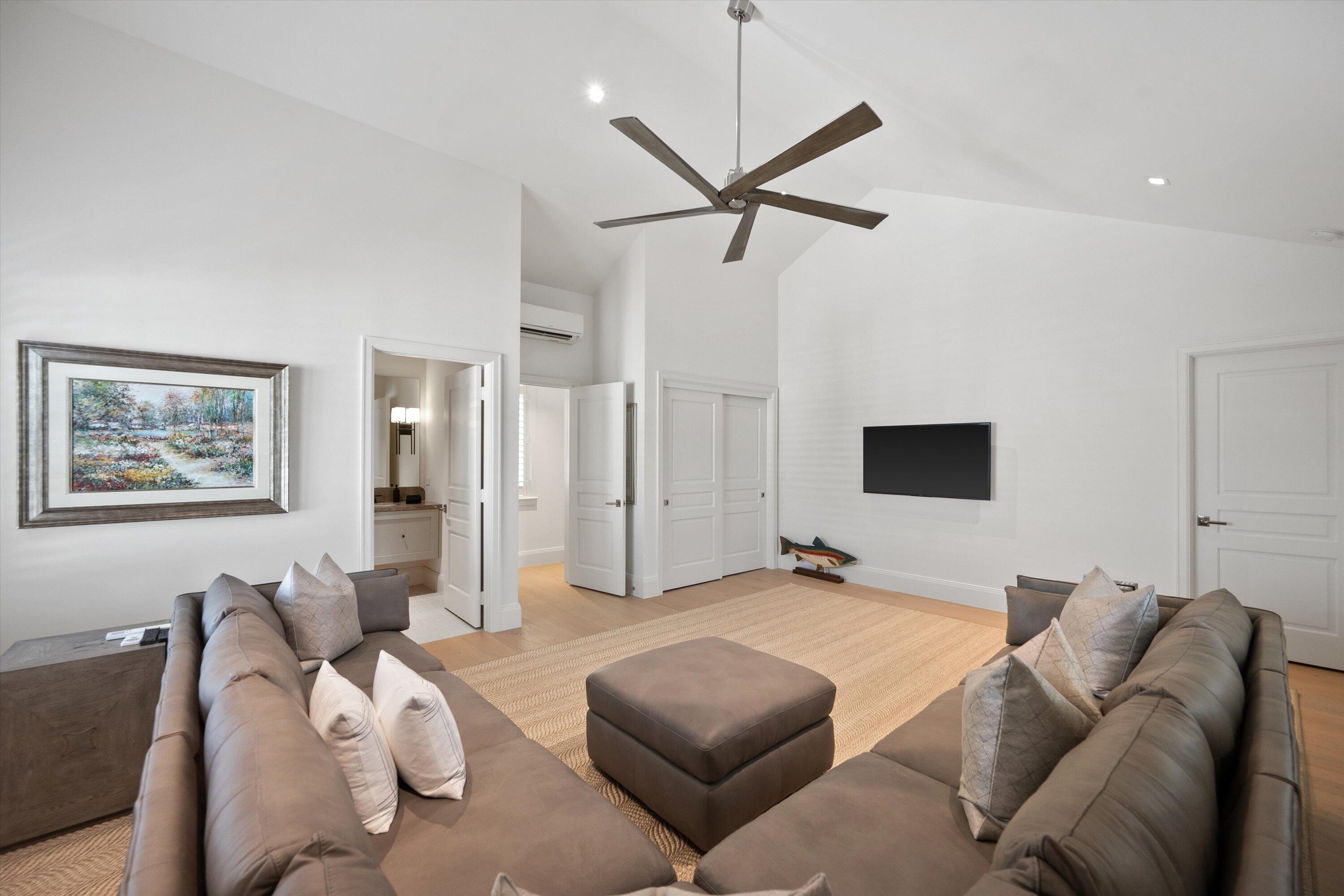 MIRAMAR SHORES IN - Residential