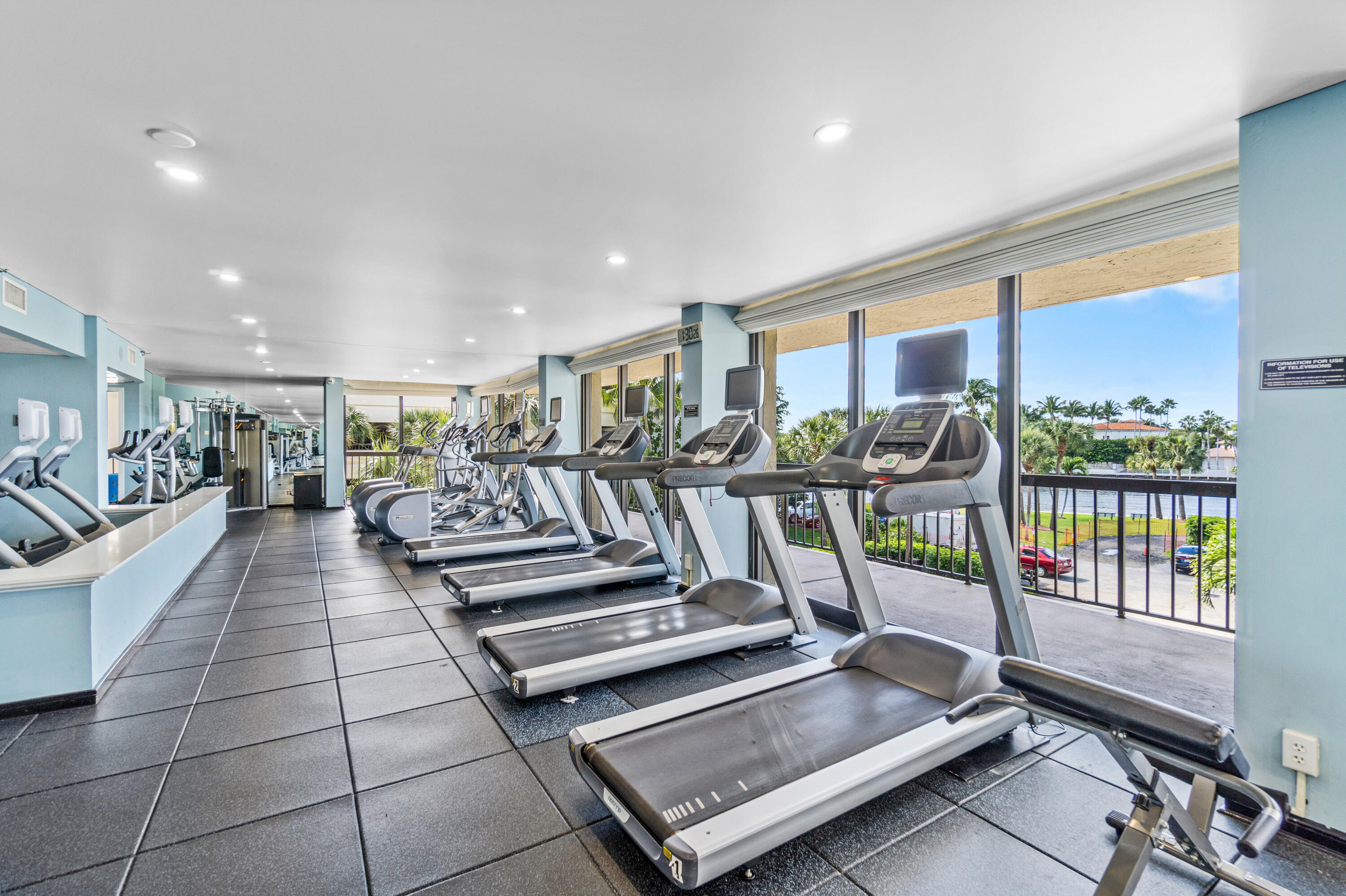BRAEMAR ISLE CONDO - Residential