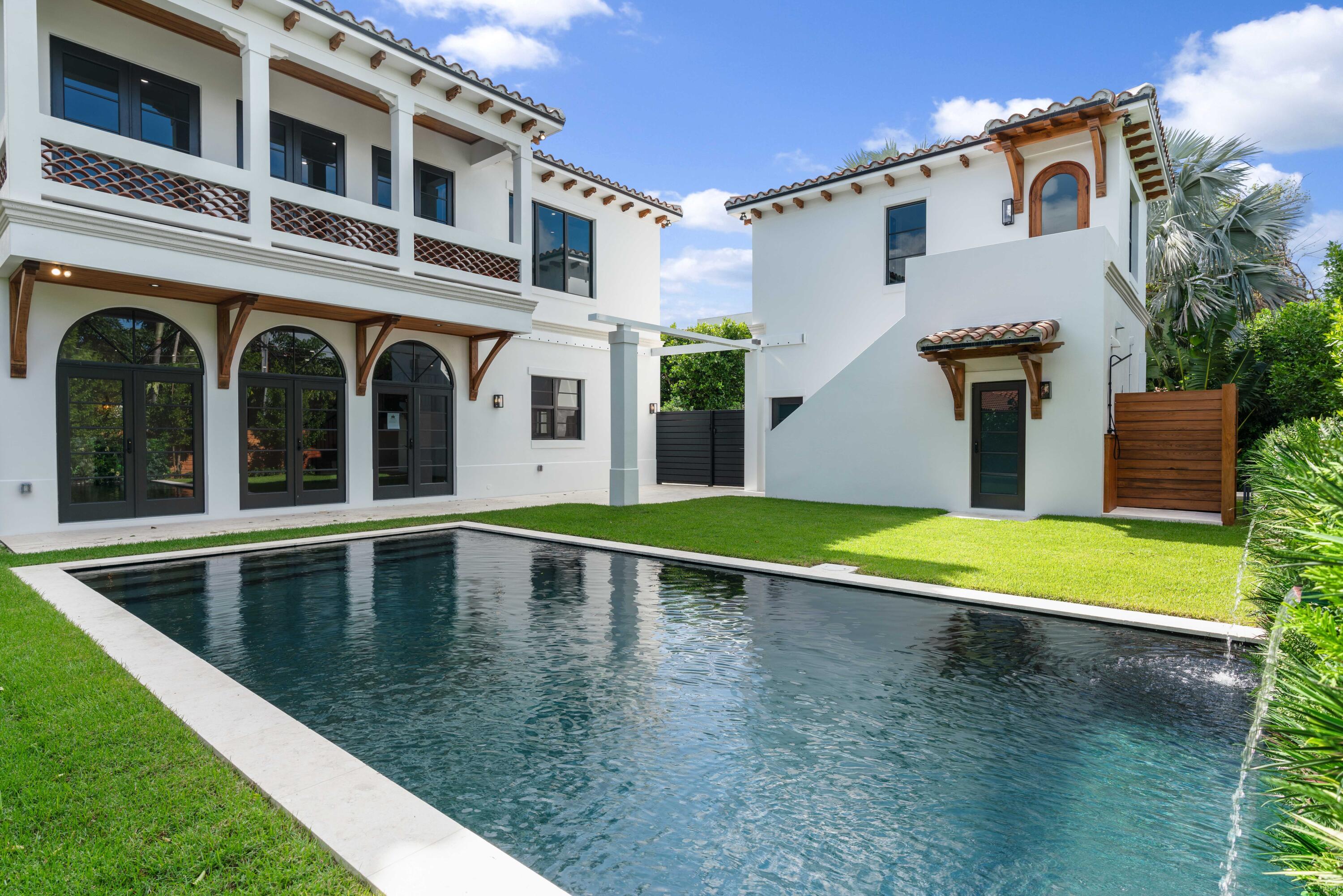 PERSHING PARK LAKE ADD - Residential