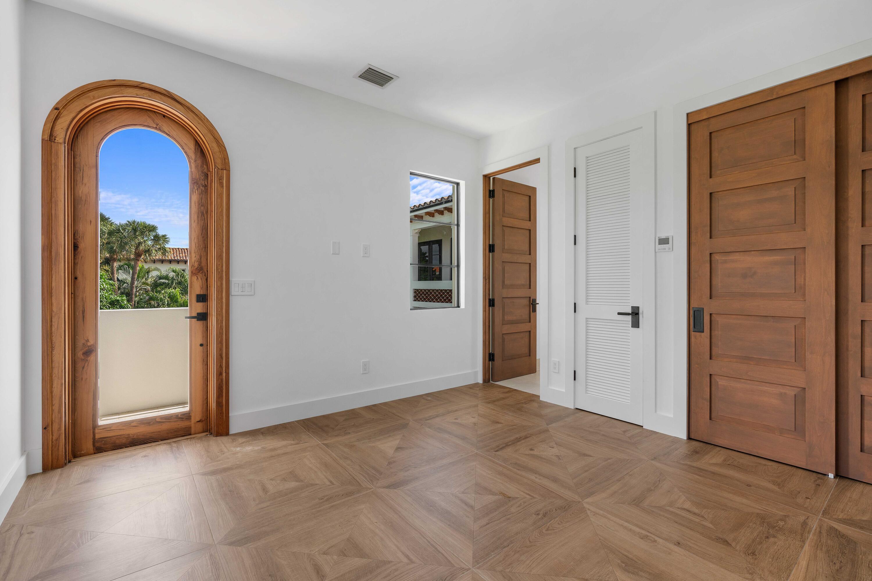 PERSHING PARK LAKE ADD - Residential