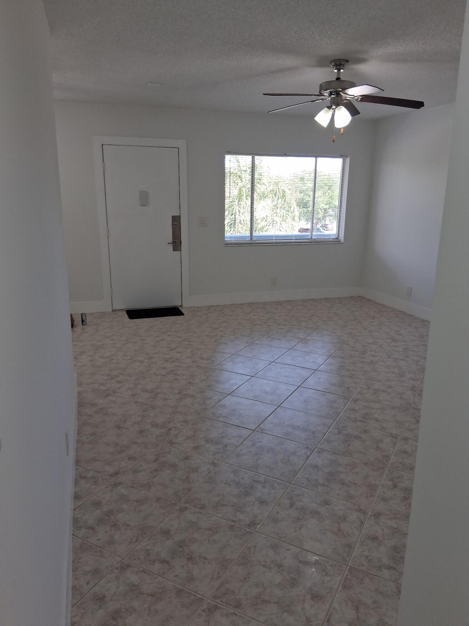 VILLAGE GREEN 4 CONDO - Residential Lease