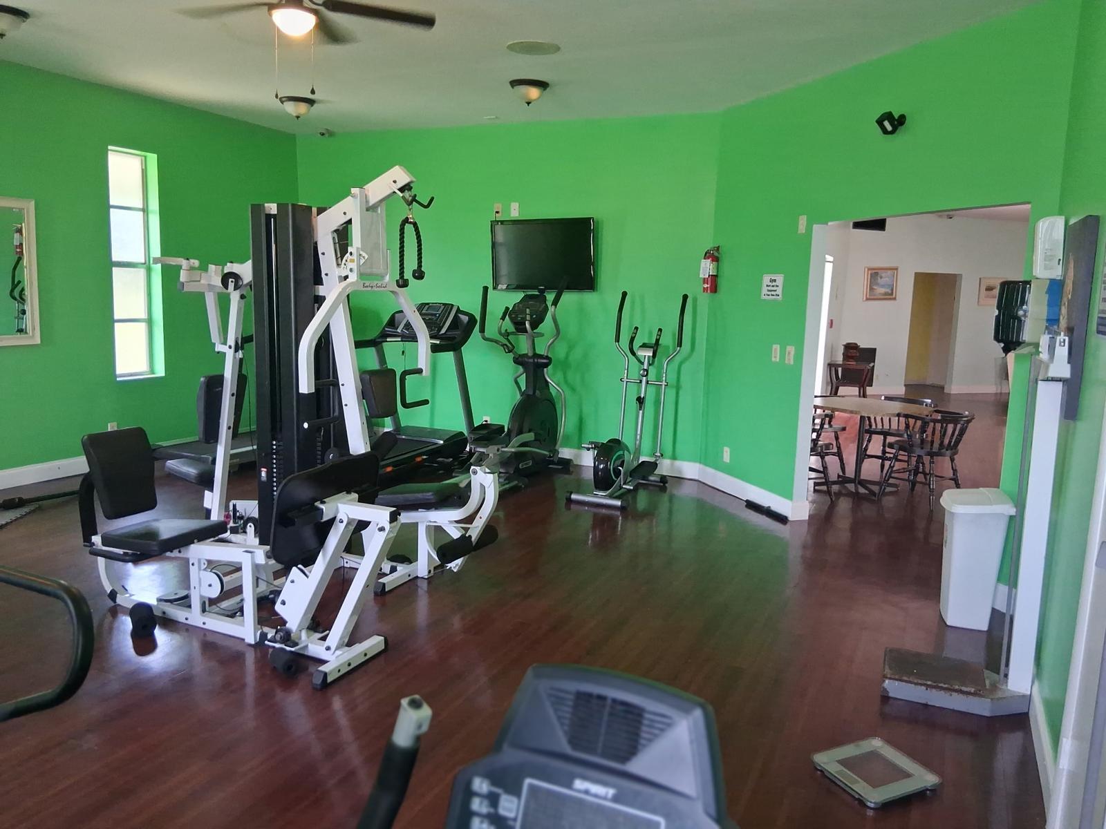VILLAGE GREEN 4 CONDO - Residential Lease