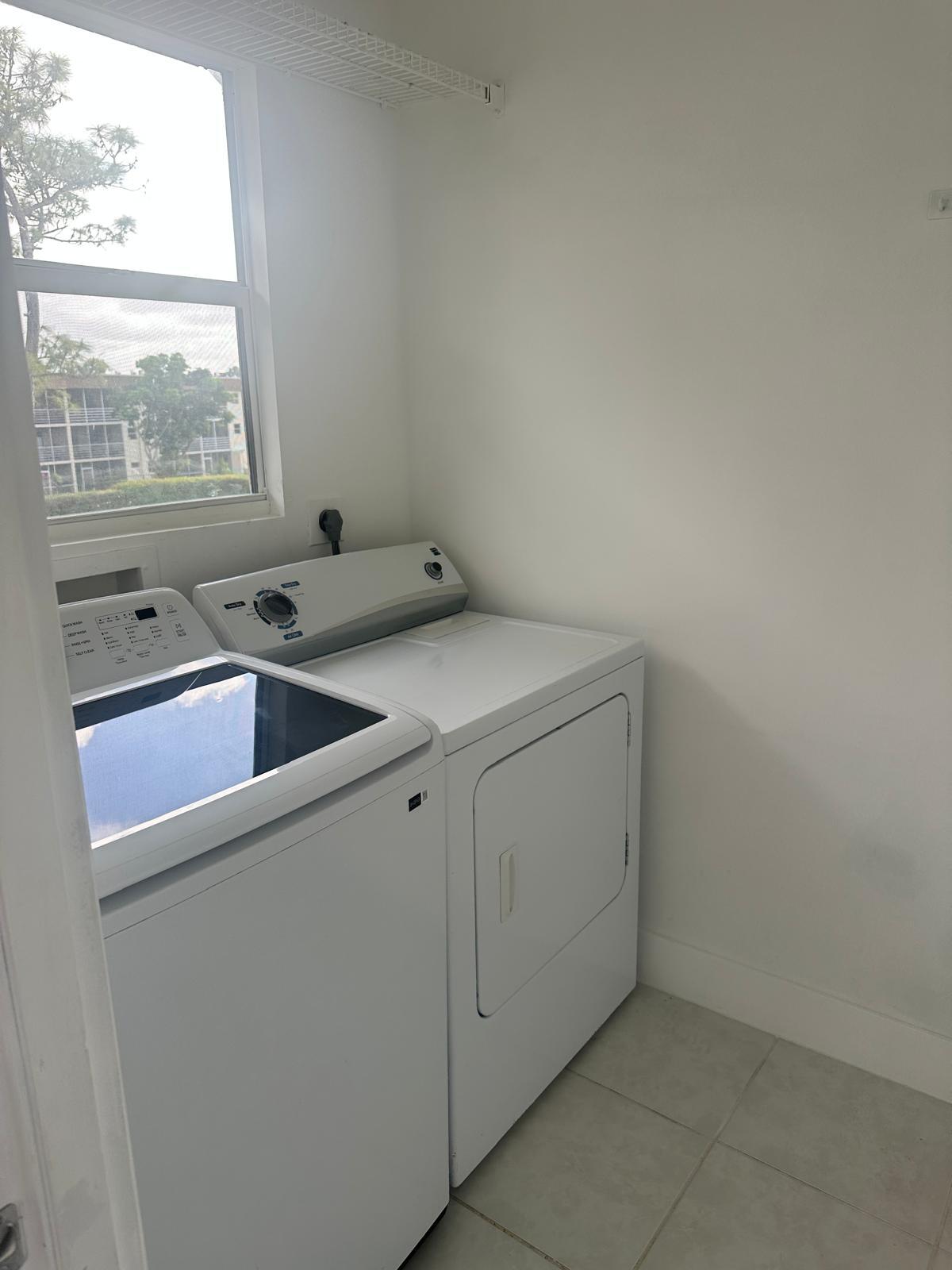 VILLAGE GREEN 4 CONDO - Residential Lease