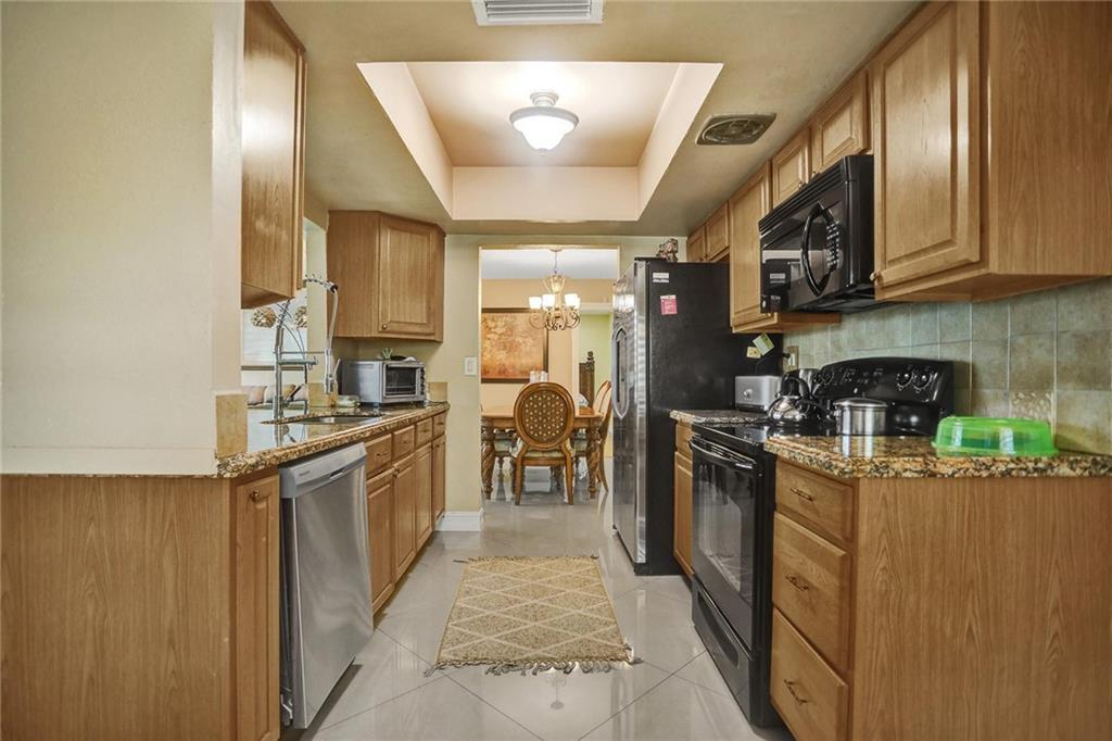 OAKLAND ESTATES 2ND SEC - Residential
