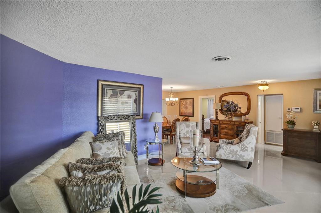 OAKLAND ESTATES 2ND SEC - Residential