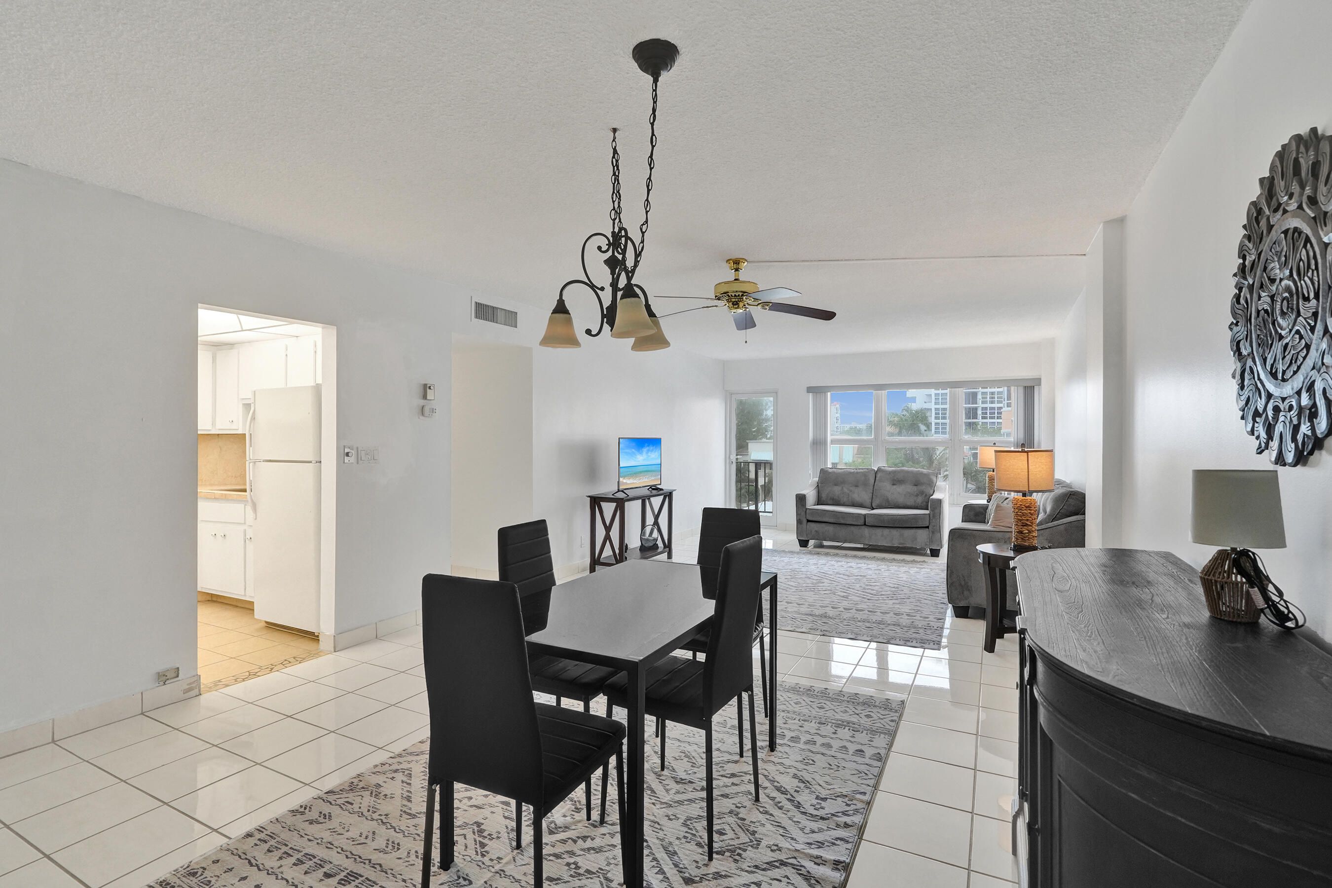 PARLIAMENT HOUSE CONDO - Residential