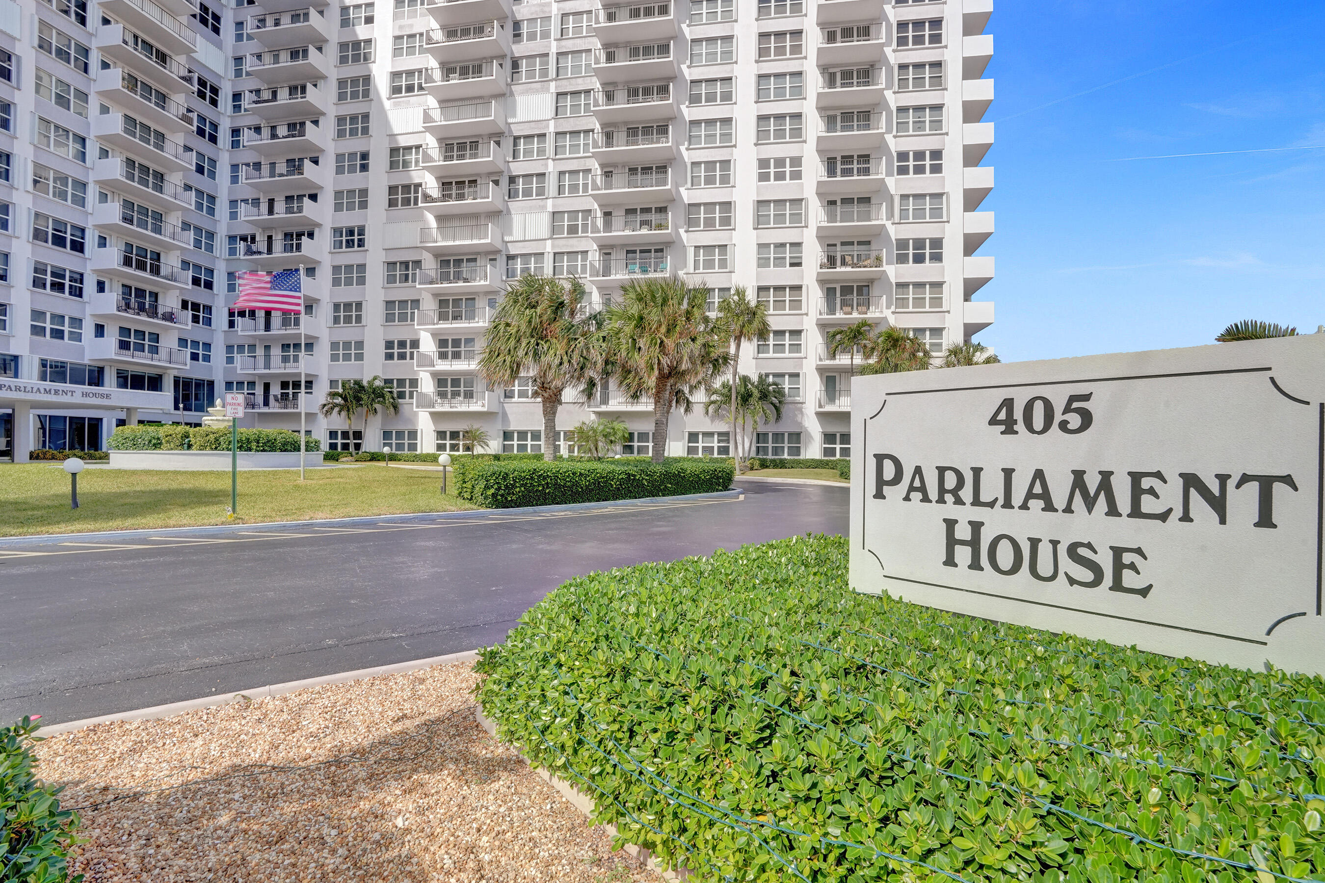 Live life near the Beach in the Parliament Condo!  Close to Pompano Pier and lots of activities.  This 2 bedroom, 2 bath condo comes with 1 garage parking spot & 2 storage closets. Re-model and make it fabulous. Building has an abundance of amenities.  Must own for 3 years before renting. Then 1 X per year for minimum of 180 days. Non-smoking building. Completed the SIRS study. Showings: Must register with security desk and get a parking pass. Building allows showings: M-F 9:00 - 5:00 ~ Sat/Sun: 9:00 - 3:00.  Info is deemed reliable but subject to errors, omissions, or changes without notice. All sizes, square footage & measurements are approx. Please submit offers with POF or  Recreational lease on pool and parts of parking area.