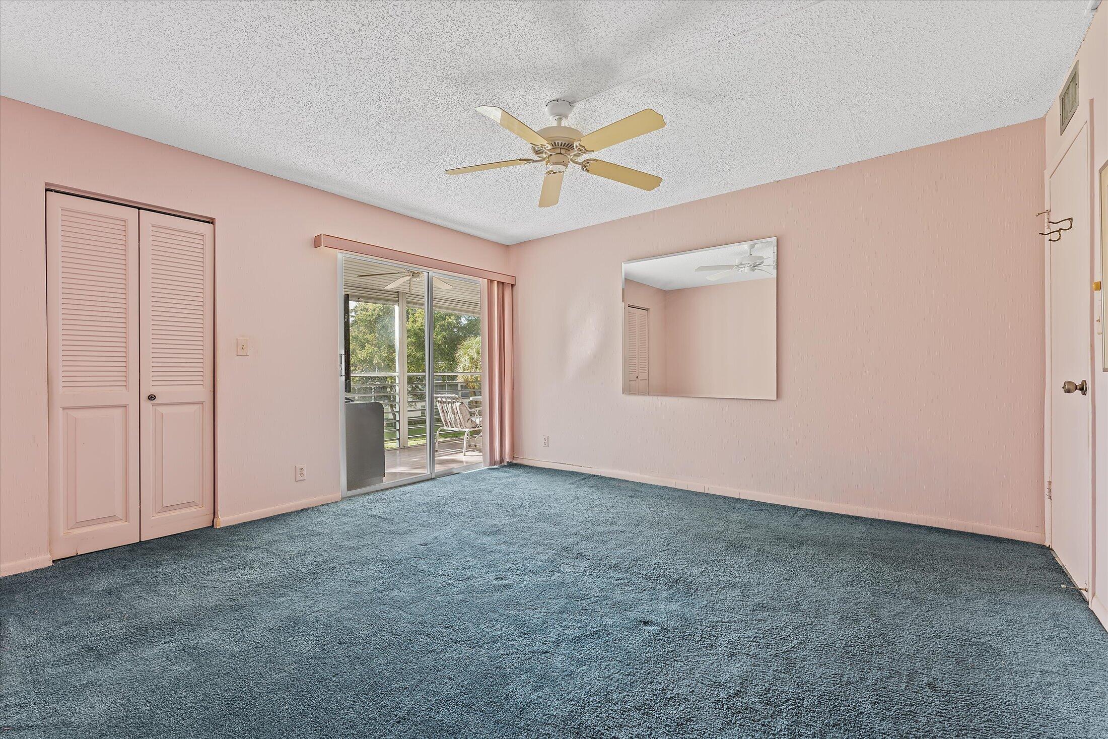 LUCAYA VILLAGE 1-C CONDO - Residential