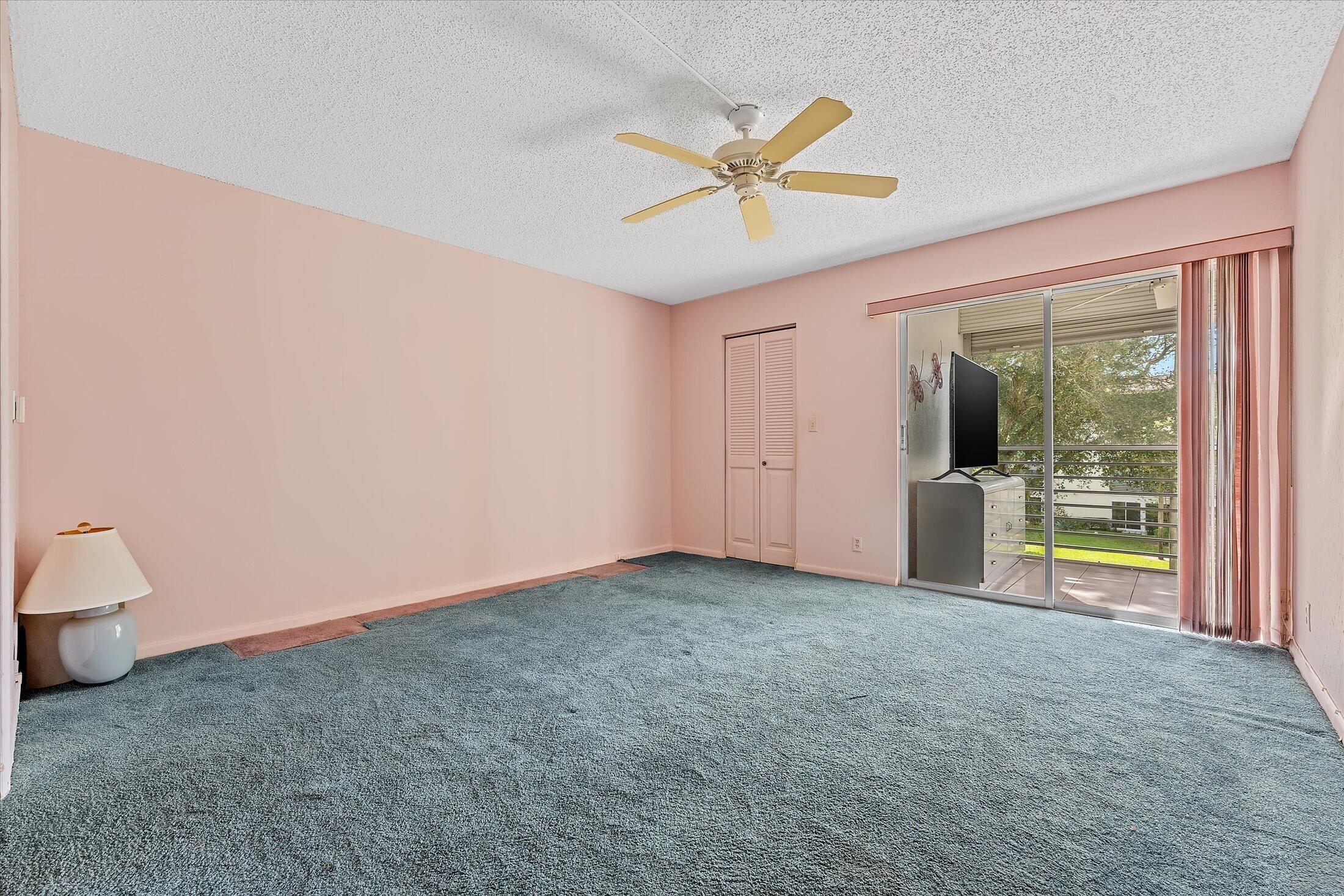 LUCAYA VILLAGE 1-C CONDO - Residential
