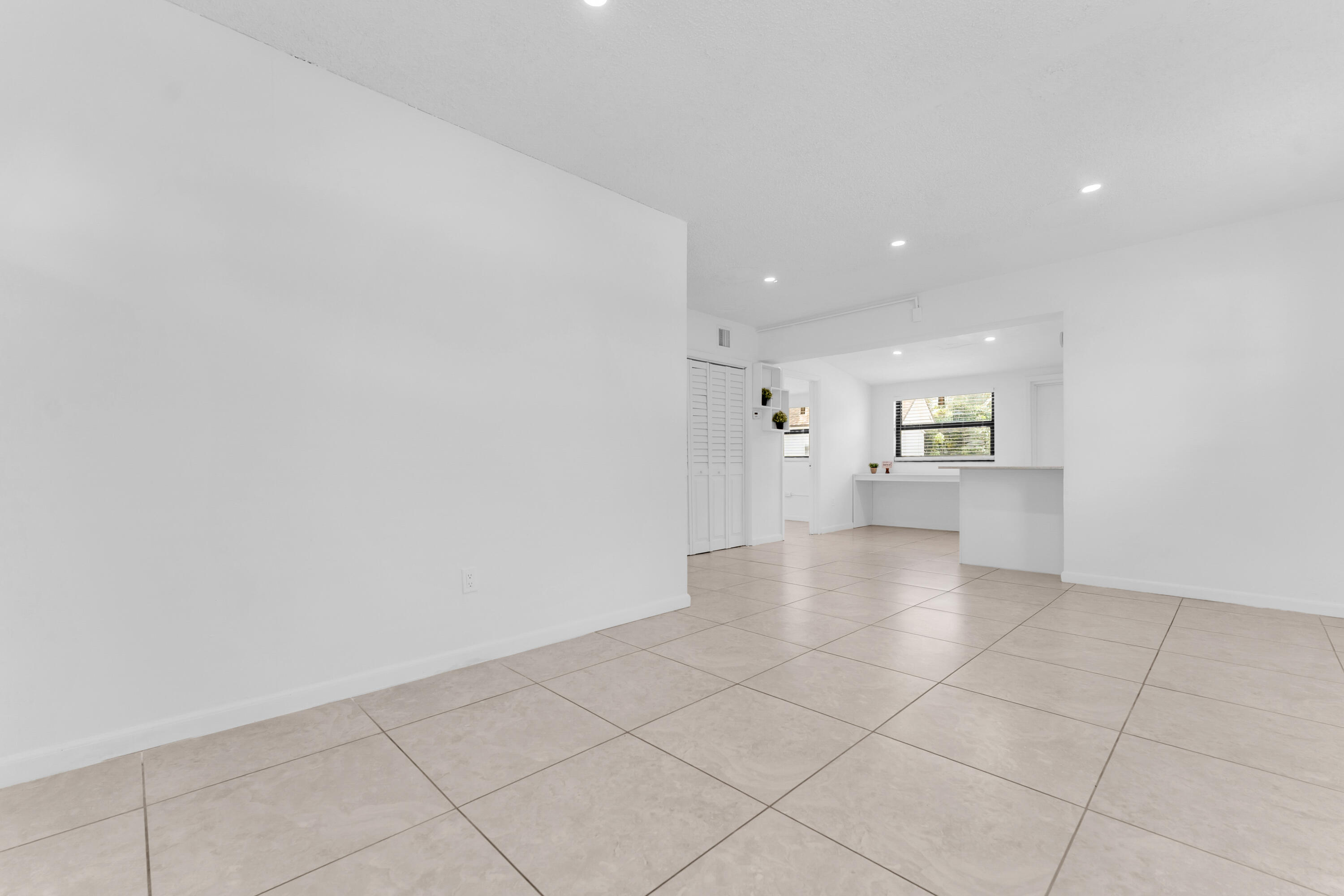 POMPANO BEACH HIGHLANDS - Residential