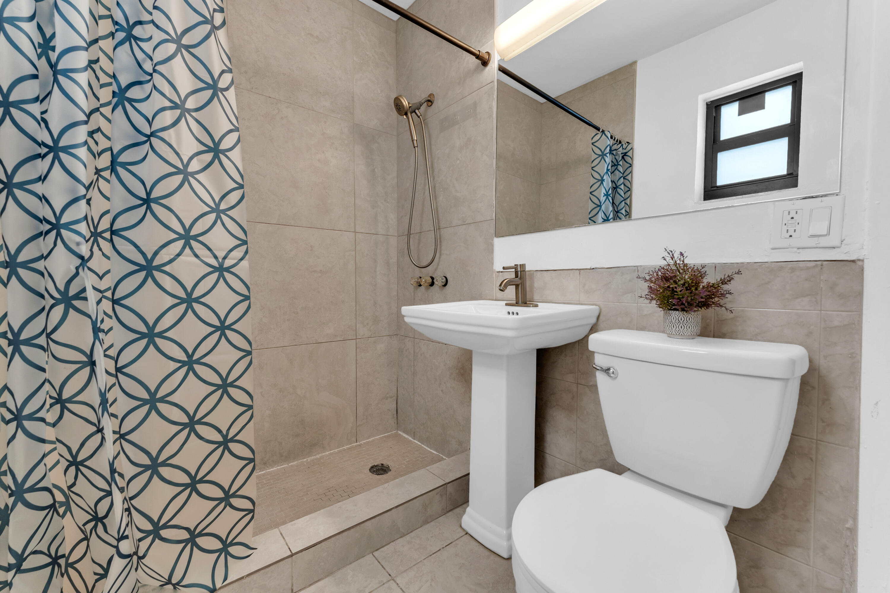 POMPANO BEACH HIGHLANDS - Residential