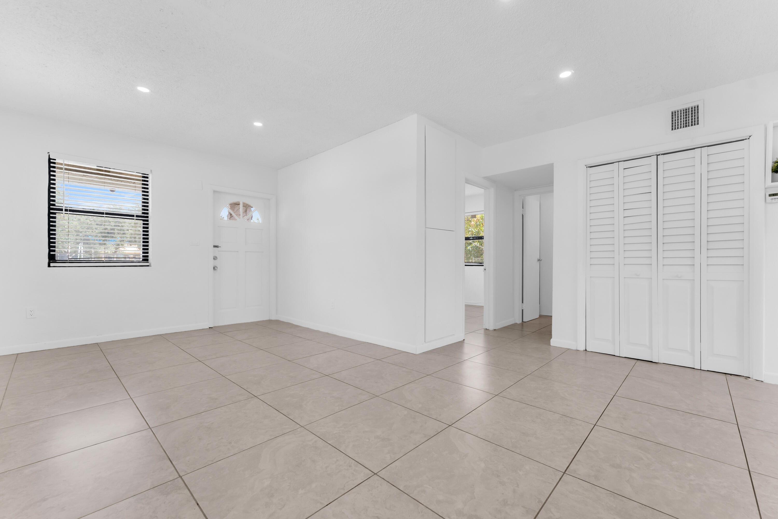 POMPANO BEACH HIGHLANDS - Residential