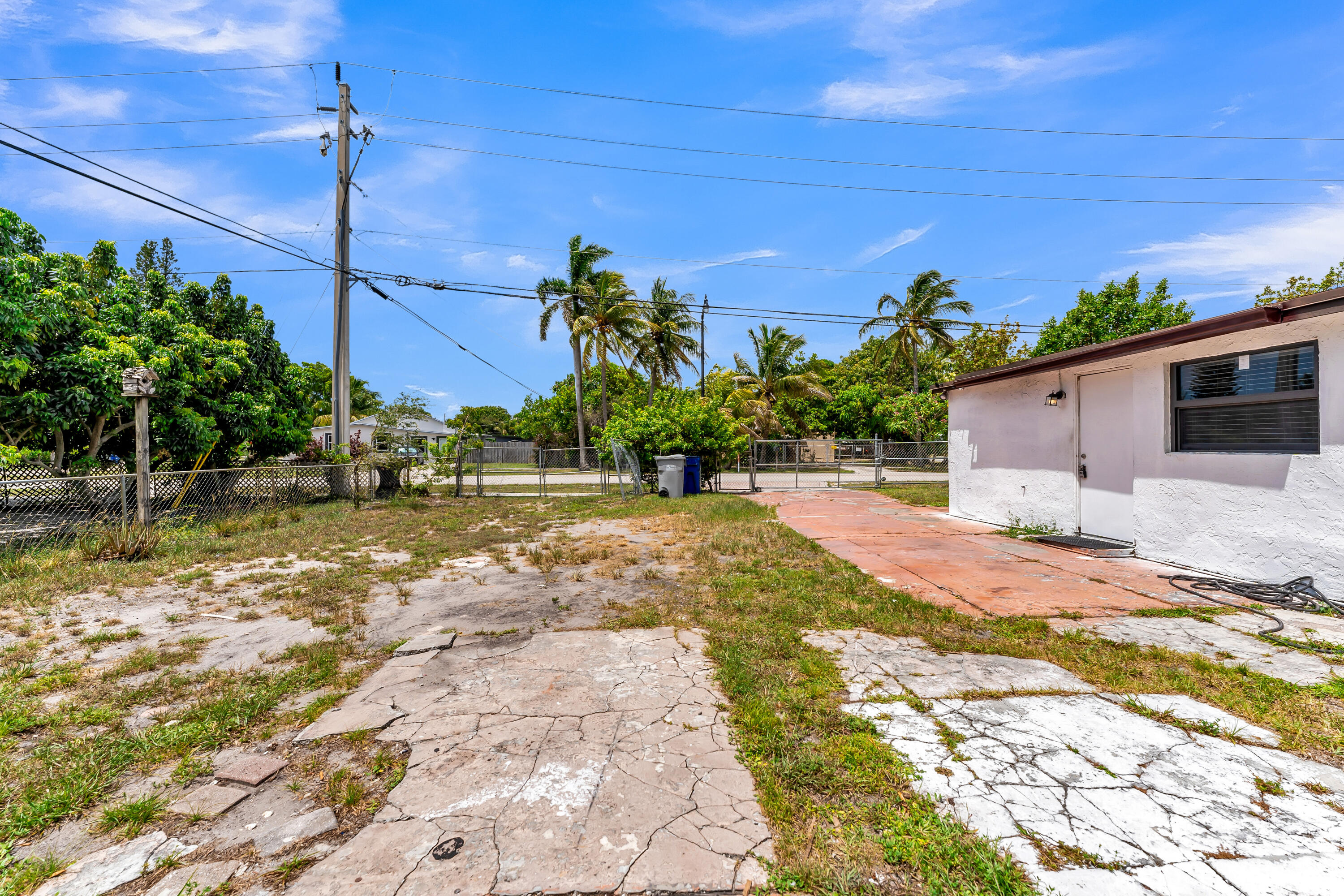 POMPANO BEACH HIGHLANDS - Residential