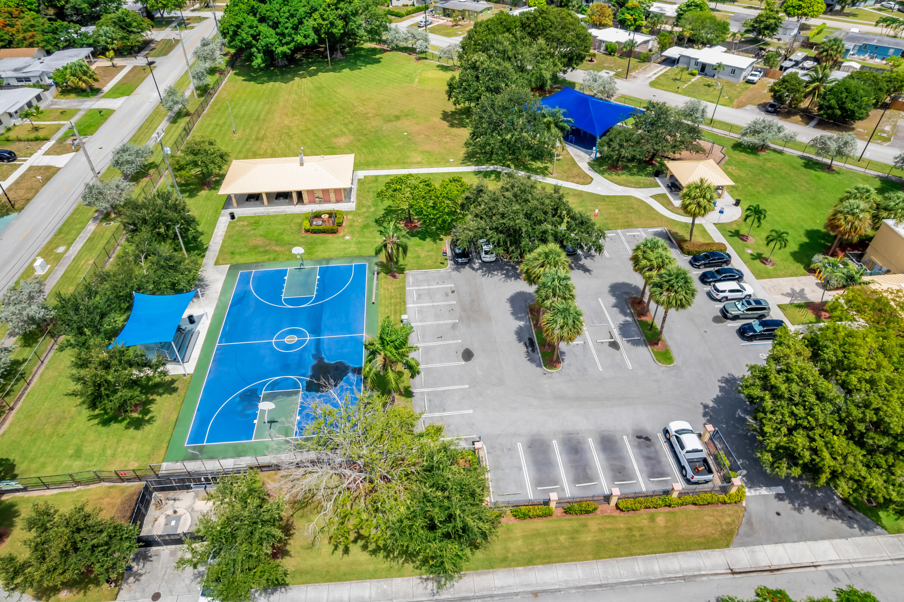 POMPANO BEACH HIGHLANDS - Residential