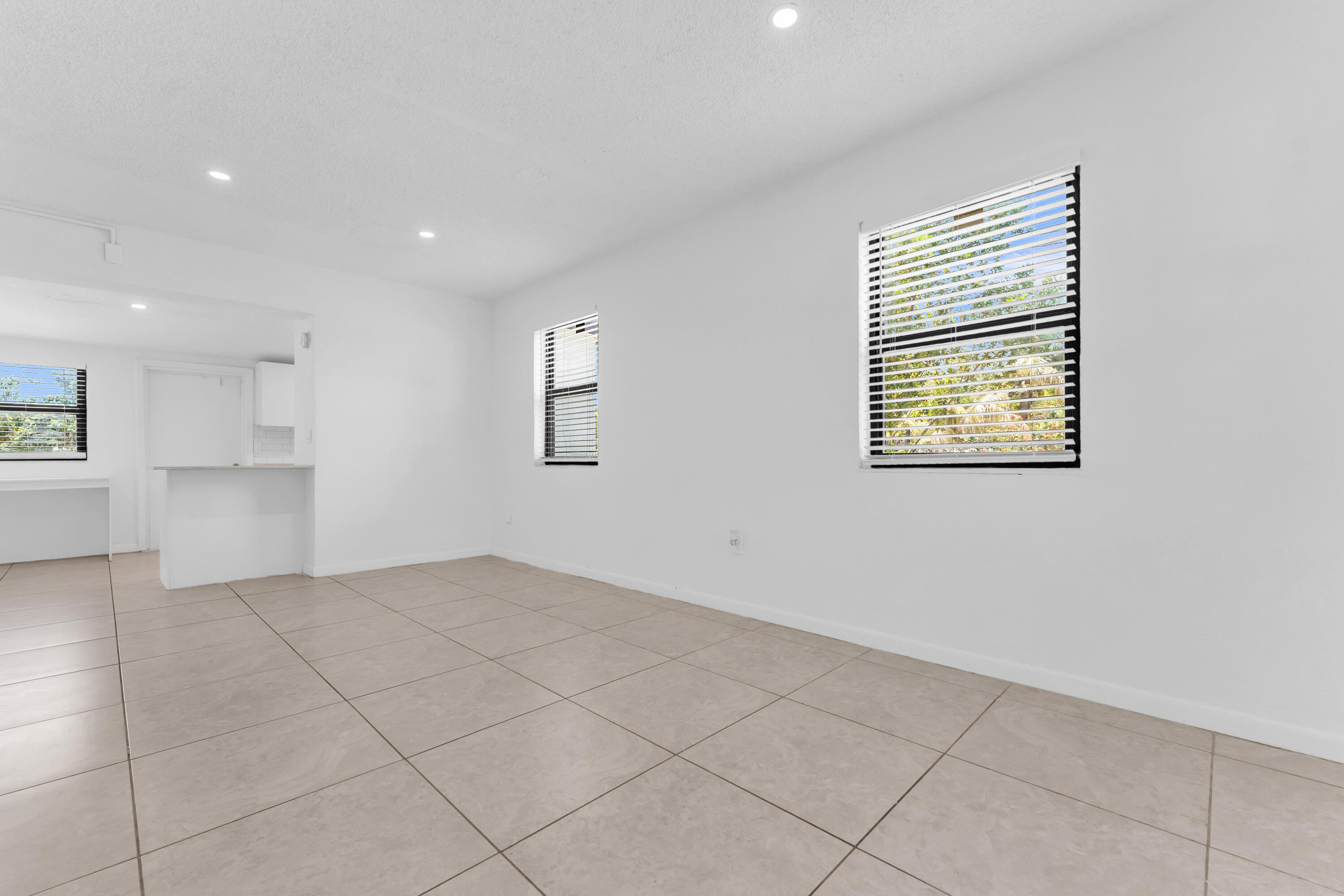 POMPANO BEACH HIGHLANDS - Residential