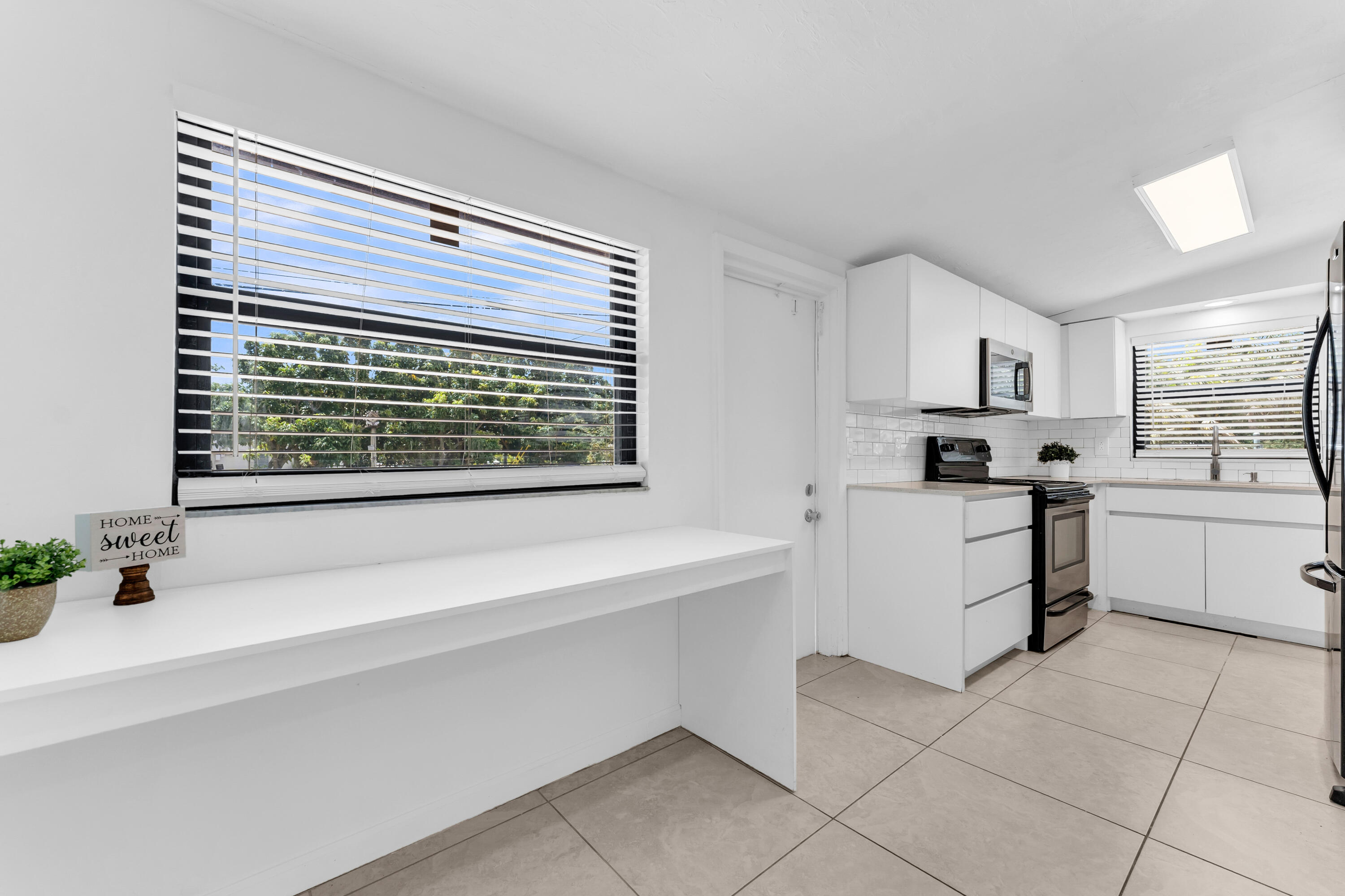 POMPANO BEACH HIGHLANDS - Residential