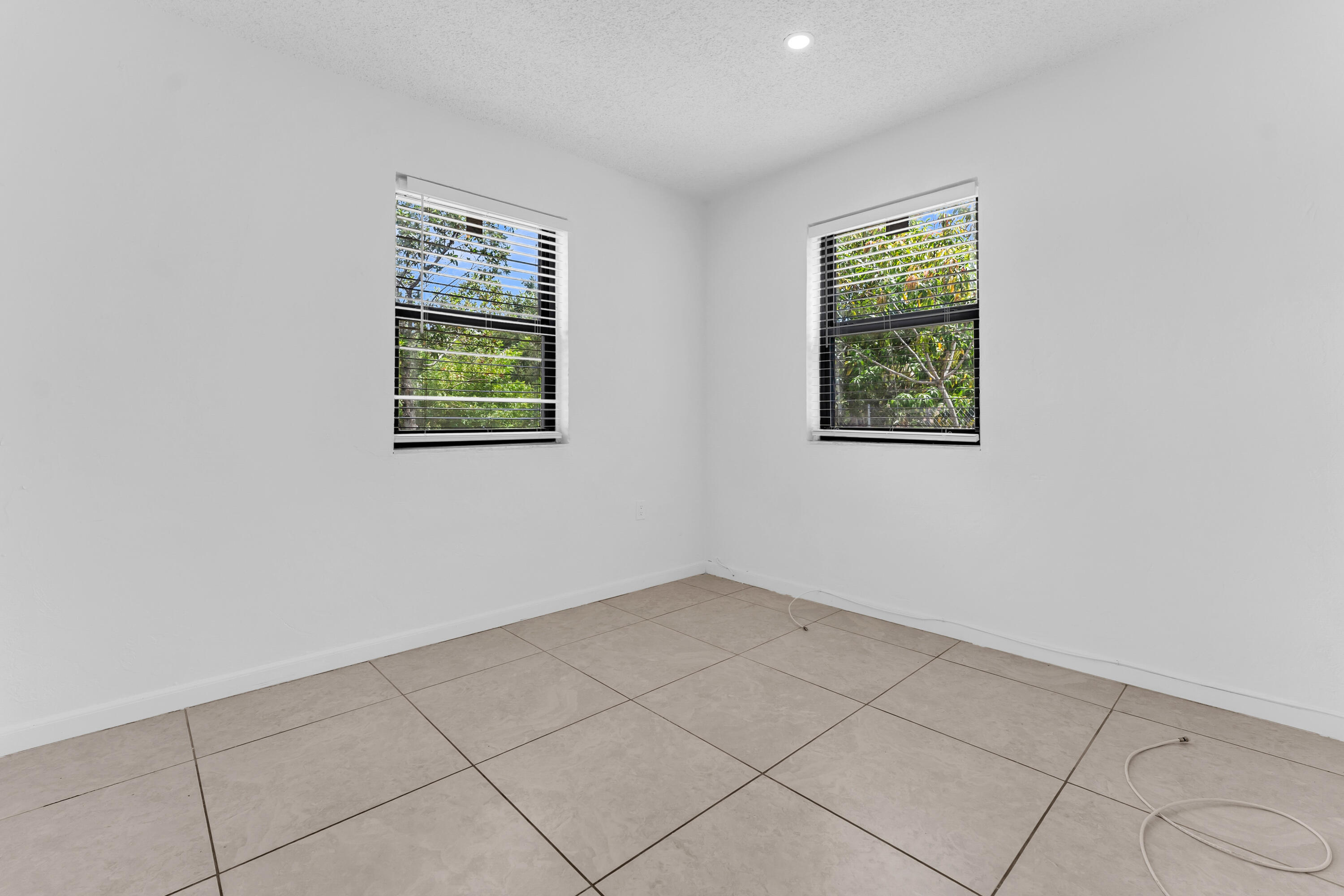 POMPANO BEACH HIGHLANDS - Residential