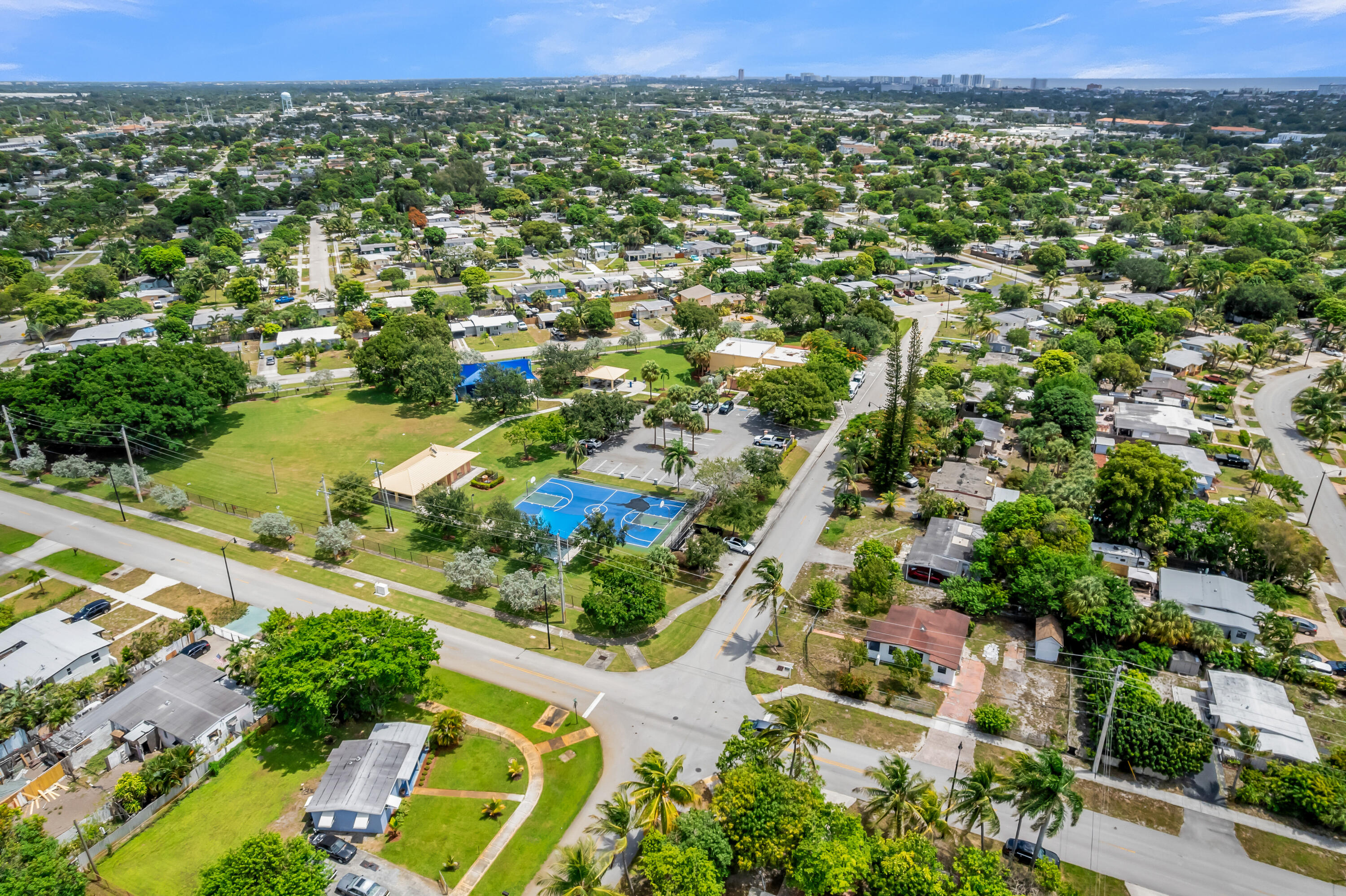 POMPANO BEACH HIGHLANDS - Residential