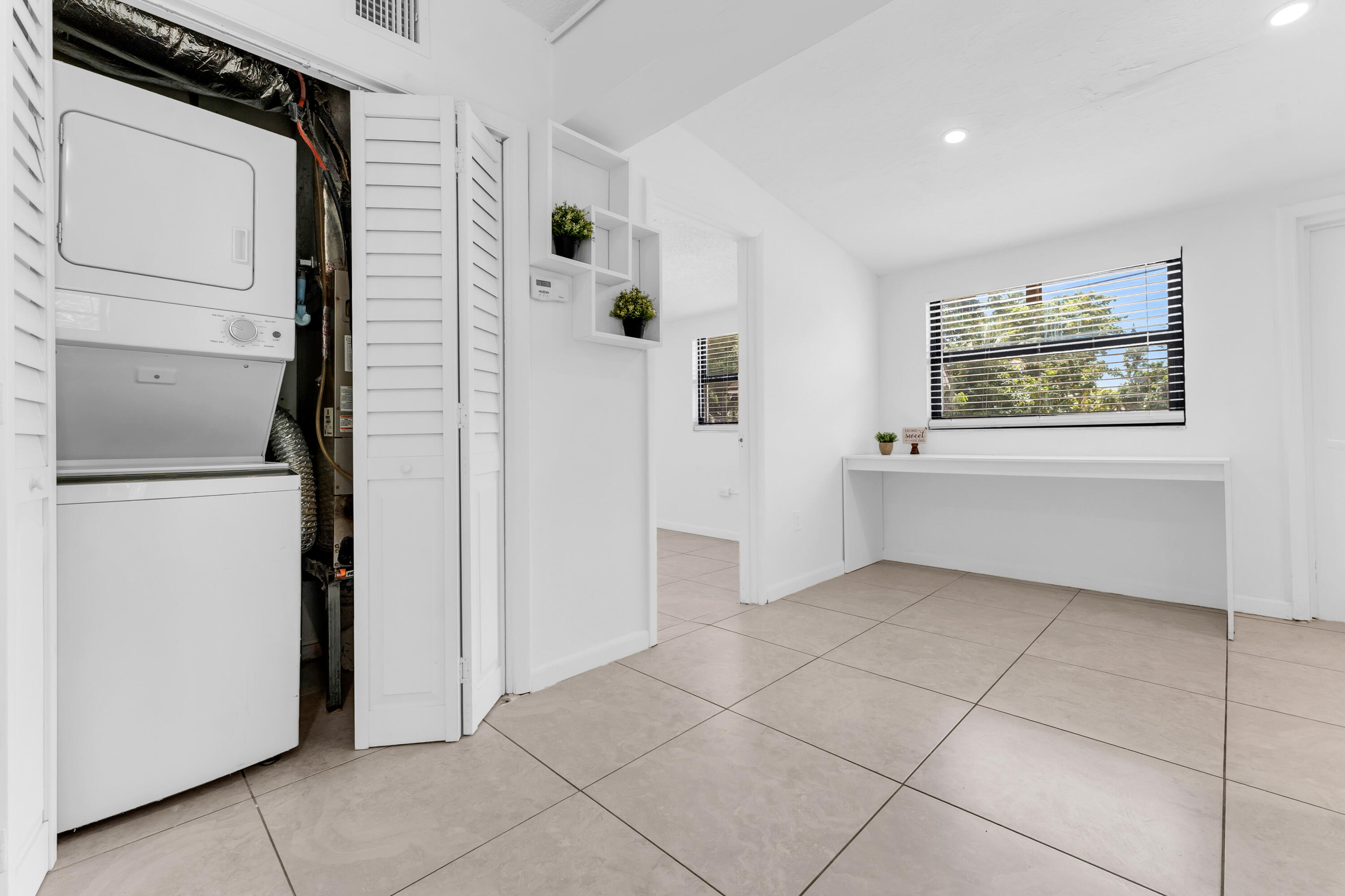 POMPANO BEACH HIGHLANDS - Residential