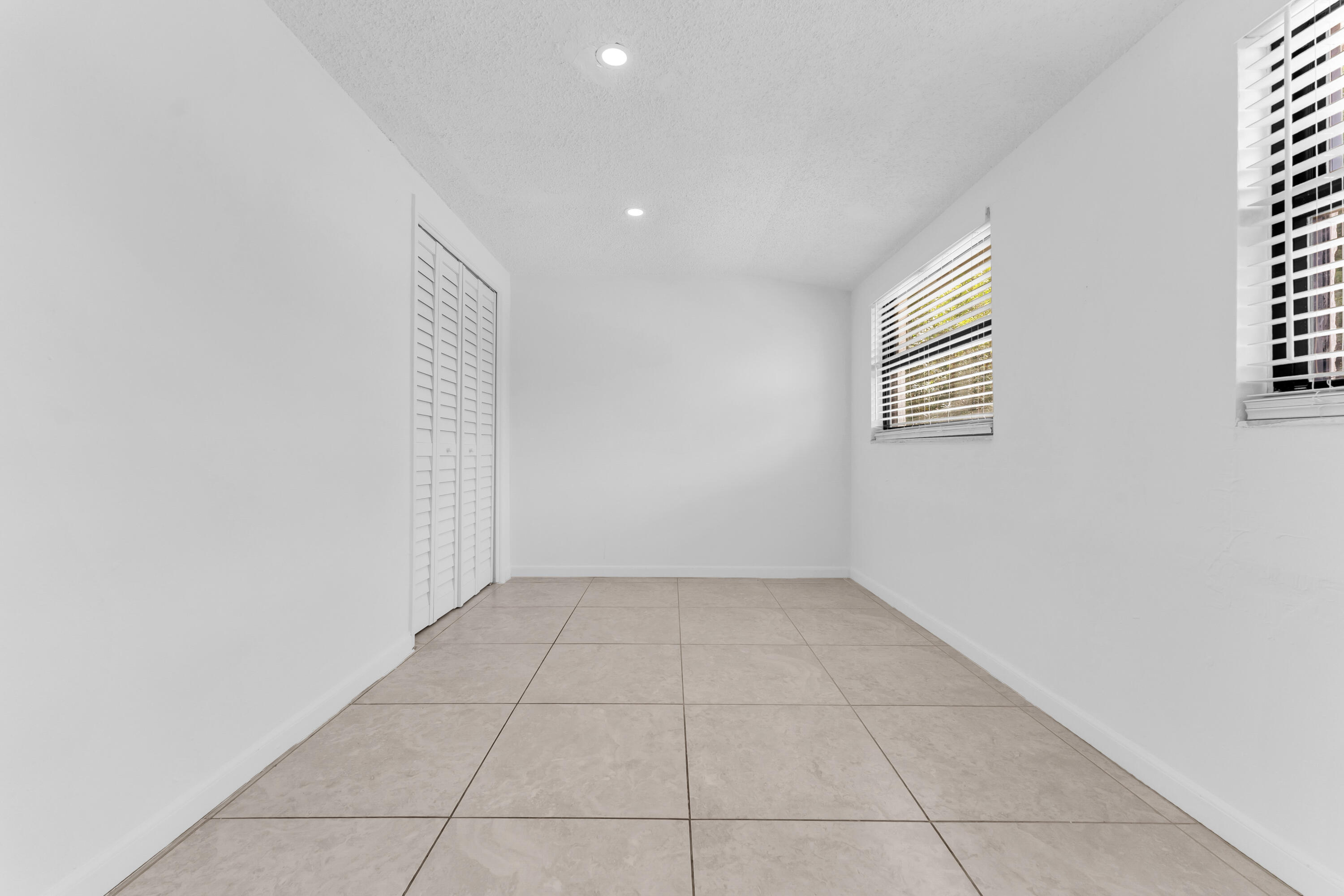POMPANO BEACH HIGHLANDS - Residential