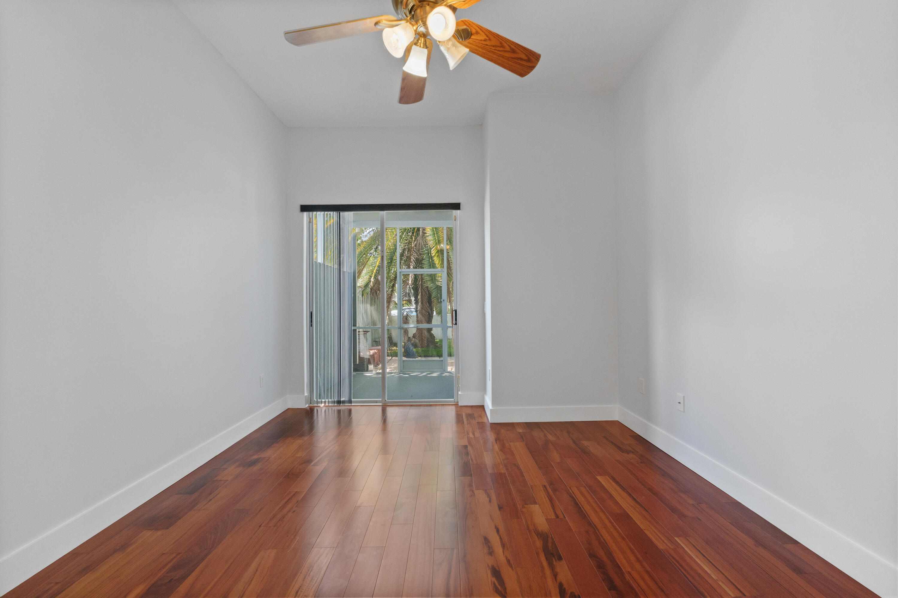 SAWGRASS PLANTATION - Residential