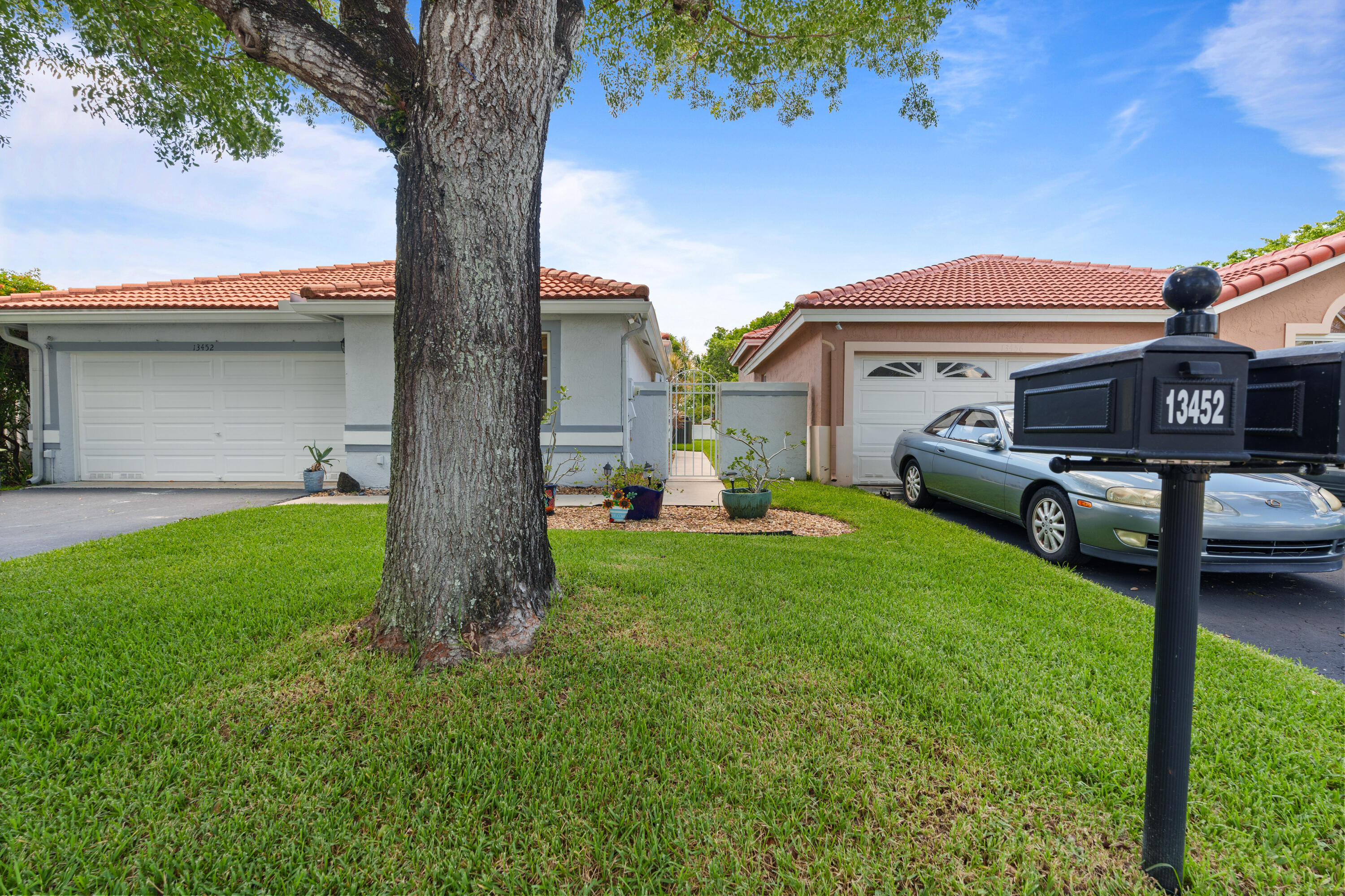 SAWGRASS PLANTATION - Residential